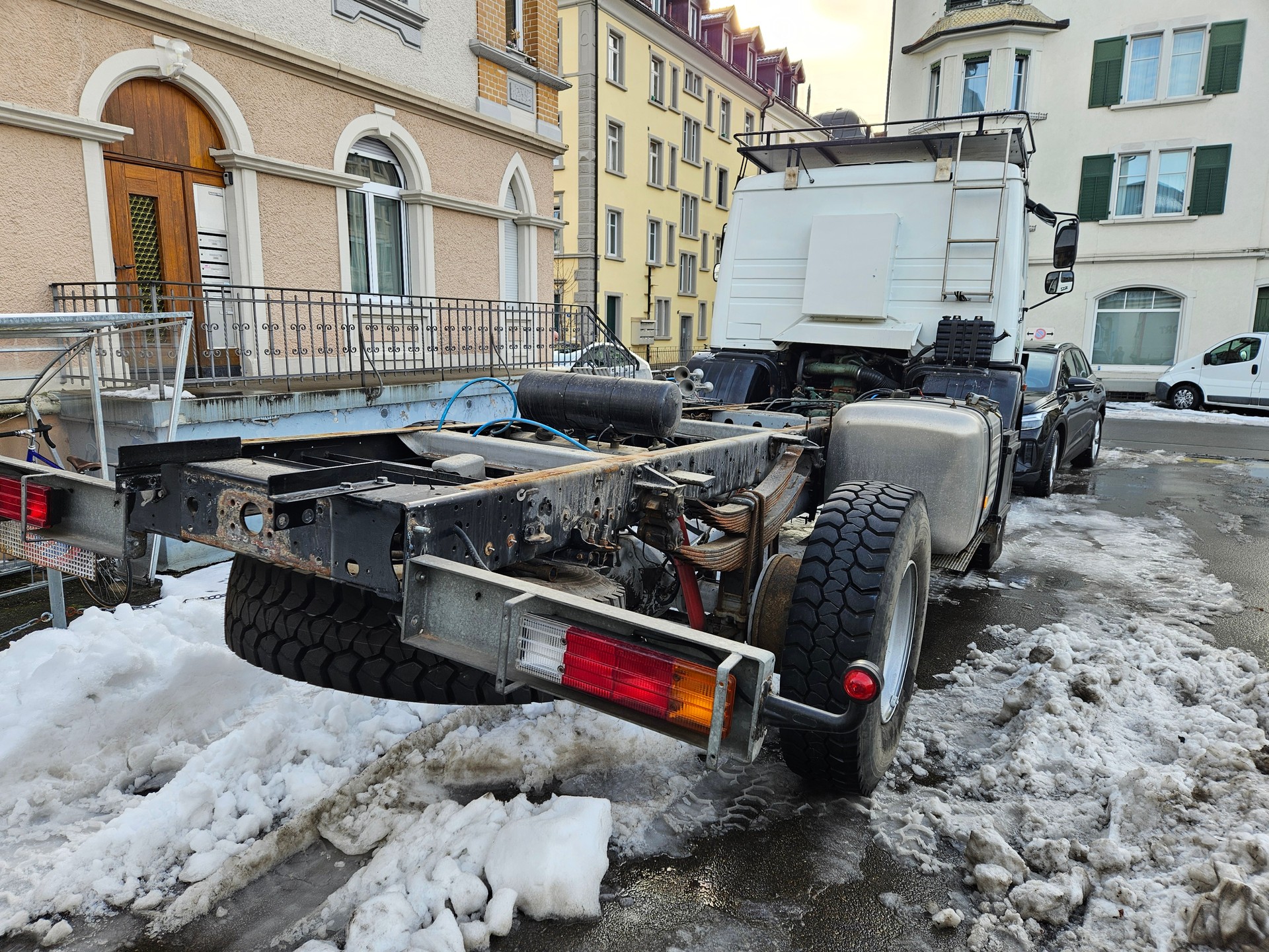MERCEDES-BENZ 1017 AF 4x4-image-2