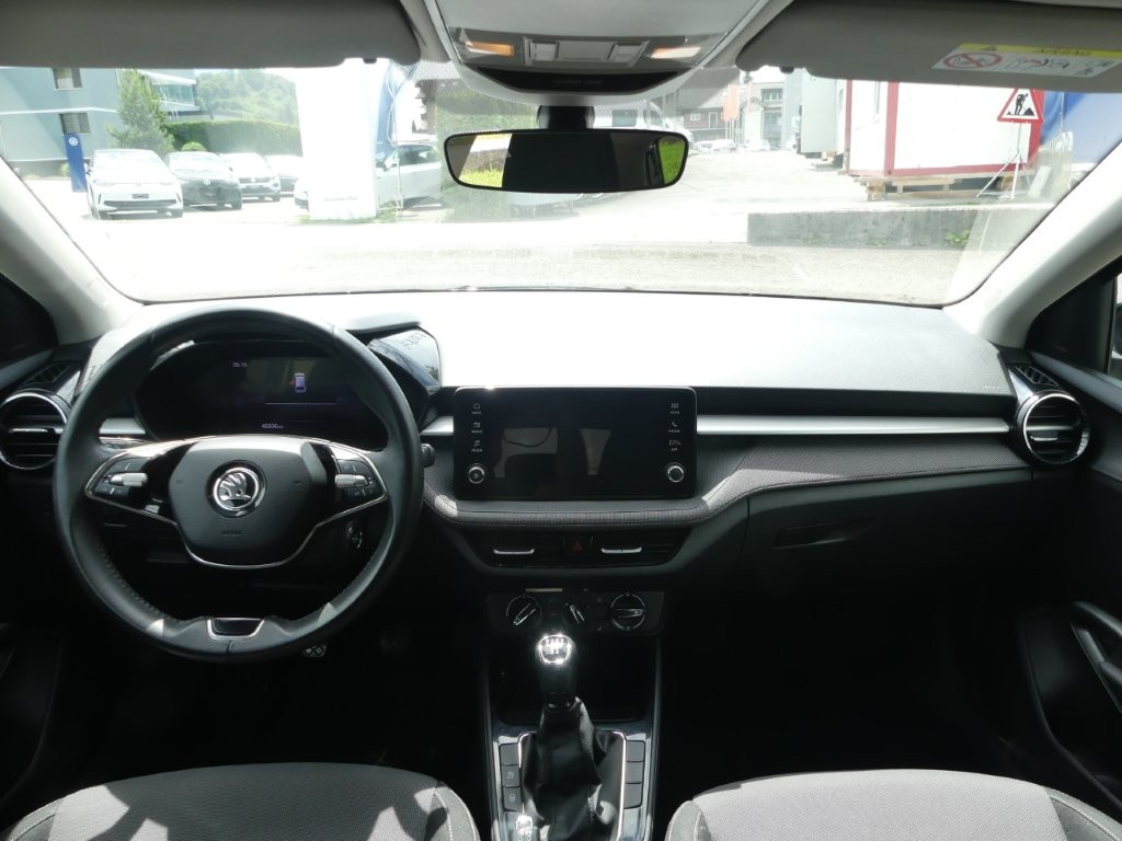 SKODA Fabia 1.0 TSI Selection-image-7