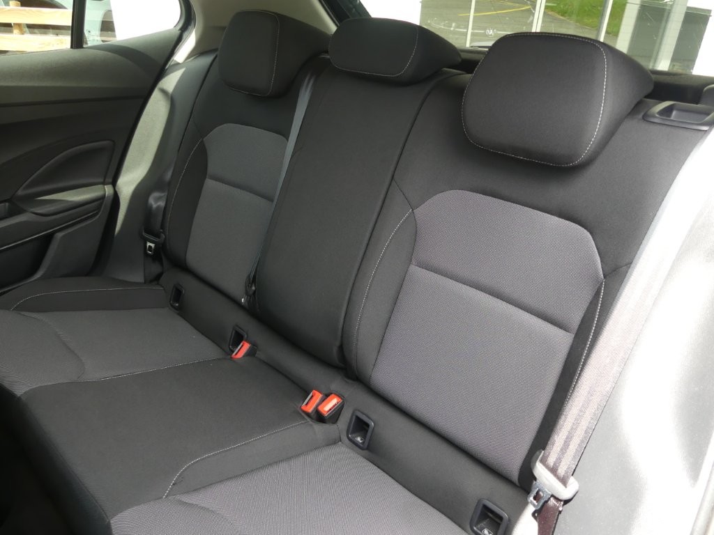 SKODA Fabia 1.0 TSI Selection-image-11