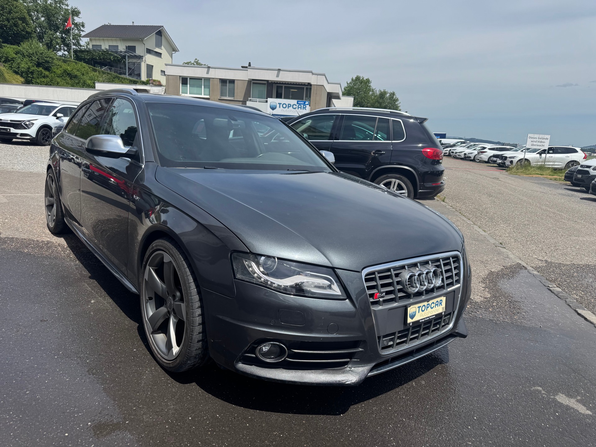 AUDI S4 Avant 3.0 TFSI quattro-image-2
