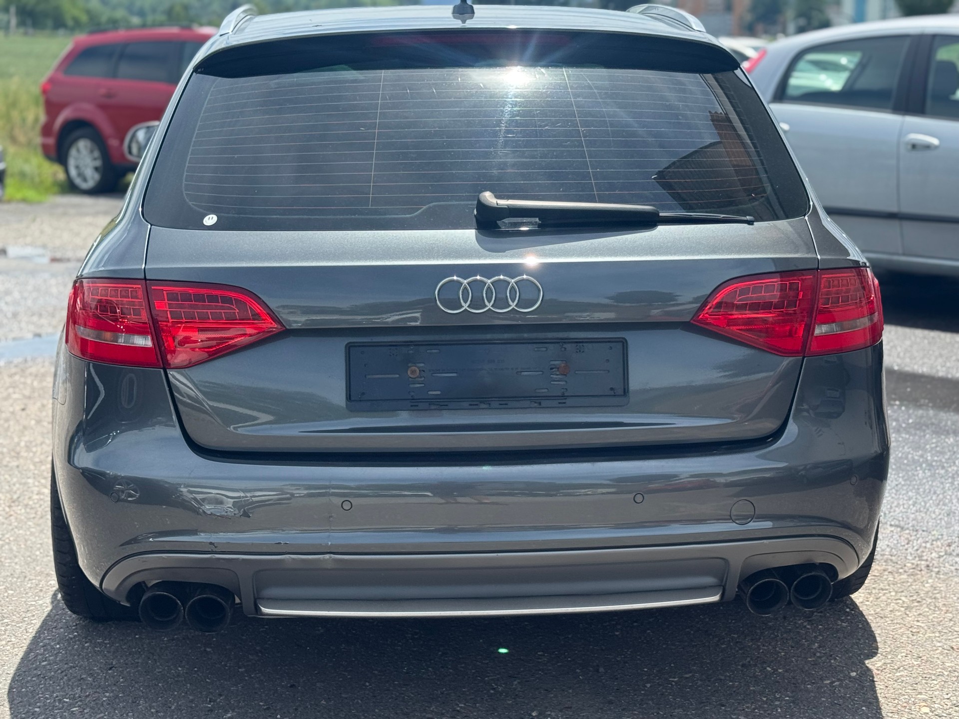 AUDI S4 Avant 3.0 TFSI quattro-image-4