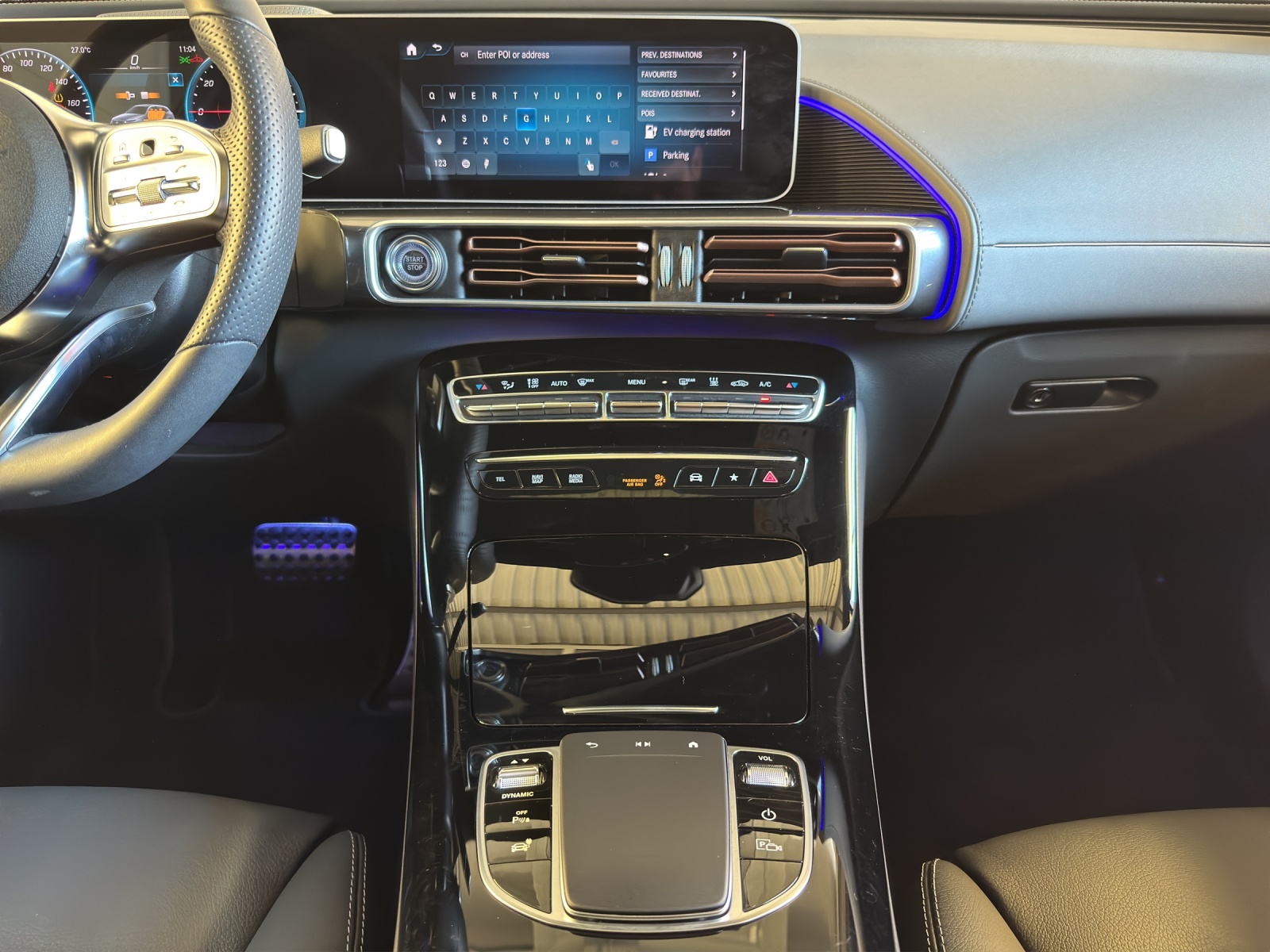 MERCEDES-BENZ EQC 400 AMG Line 4Matic-image-10