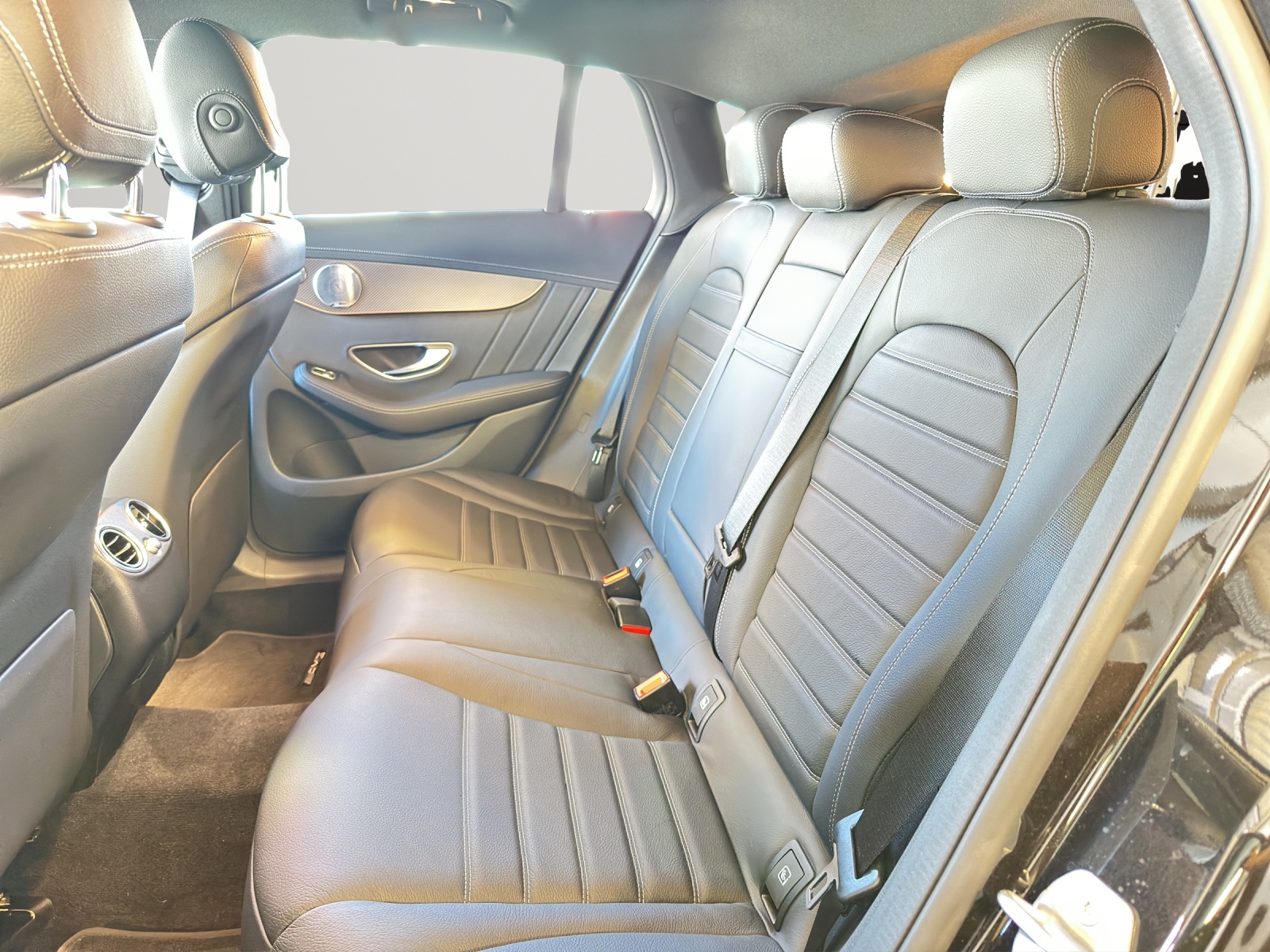 MERCEDES-BENZ EQC 400 AMG Line 4Matic-image-12