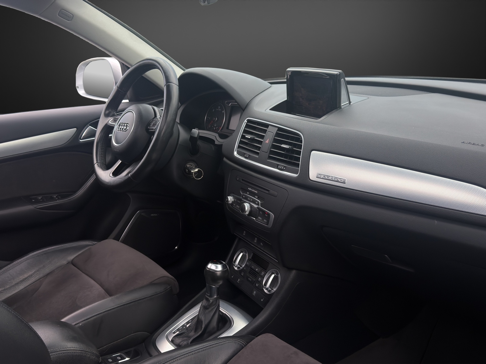 AUDI Q3 2.0 TDI quattro S-tronic mit 177 PS-image-9