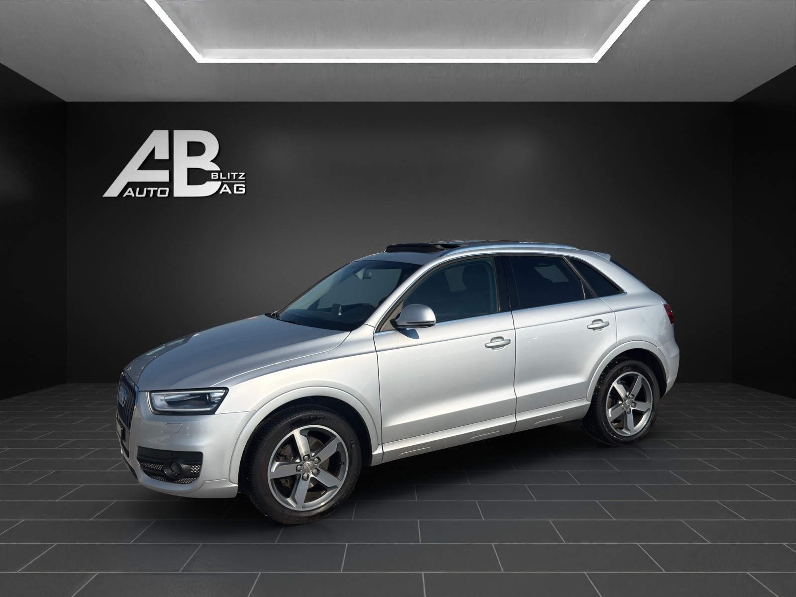 AUDI Q3 2.0 TDI quattro S-tronic mit 177 PS-image-1