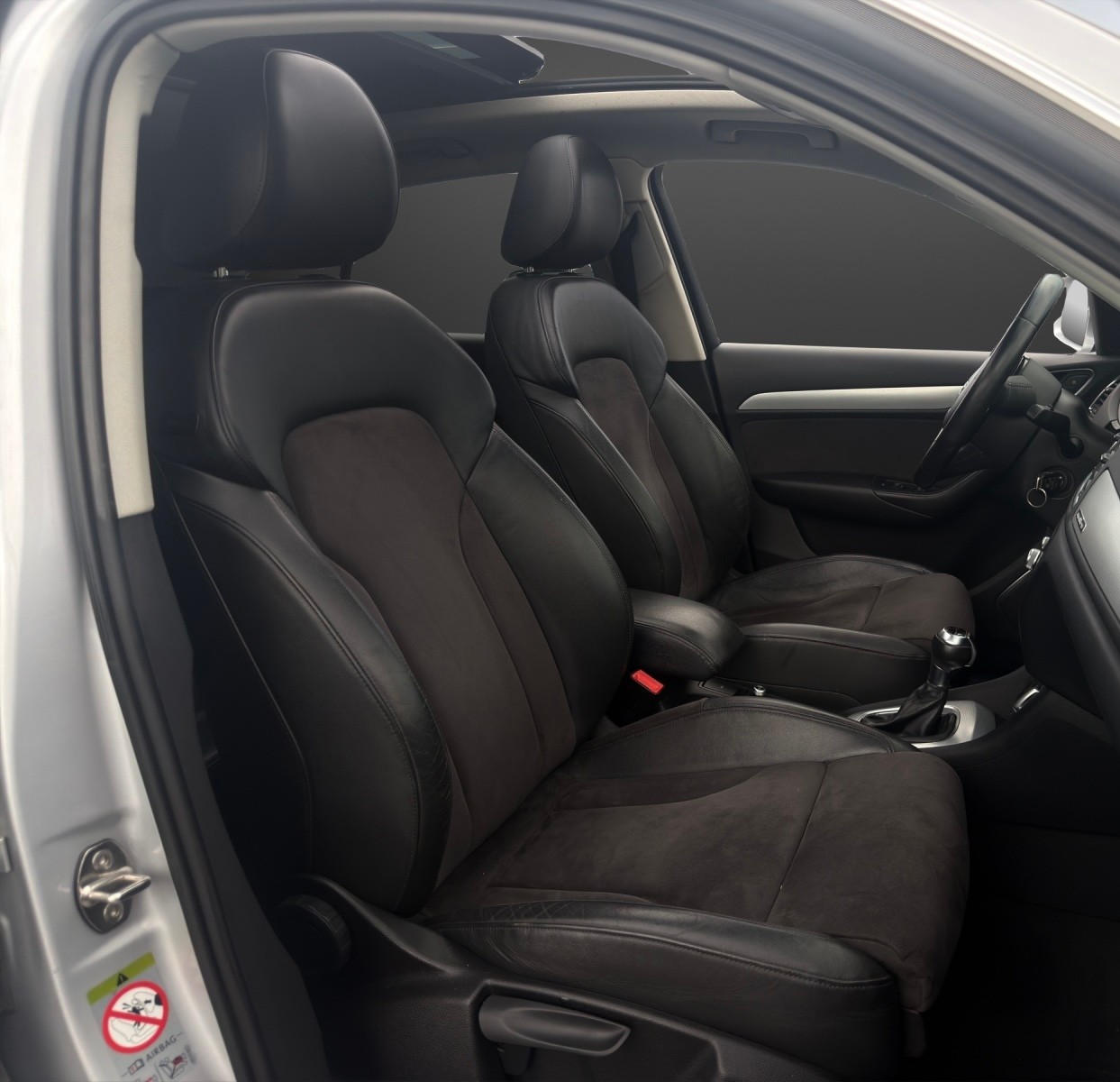 AUDI Q3 2.0 TDI quattro S-tronic mit 177 PS-image-8