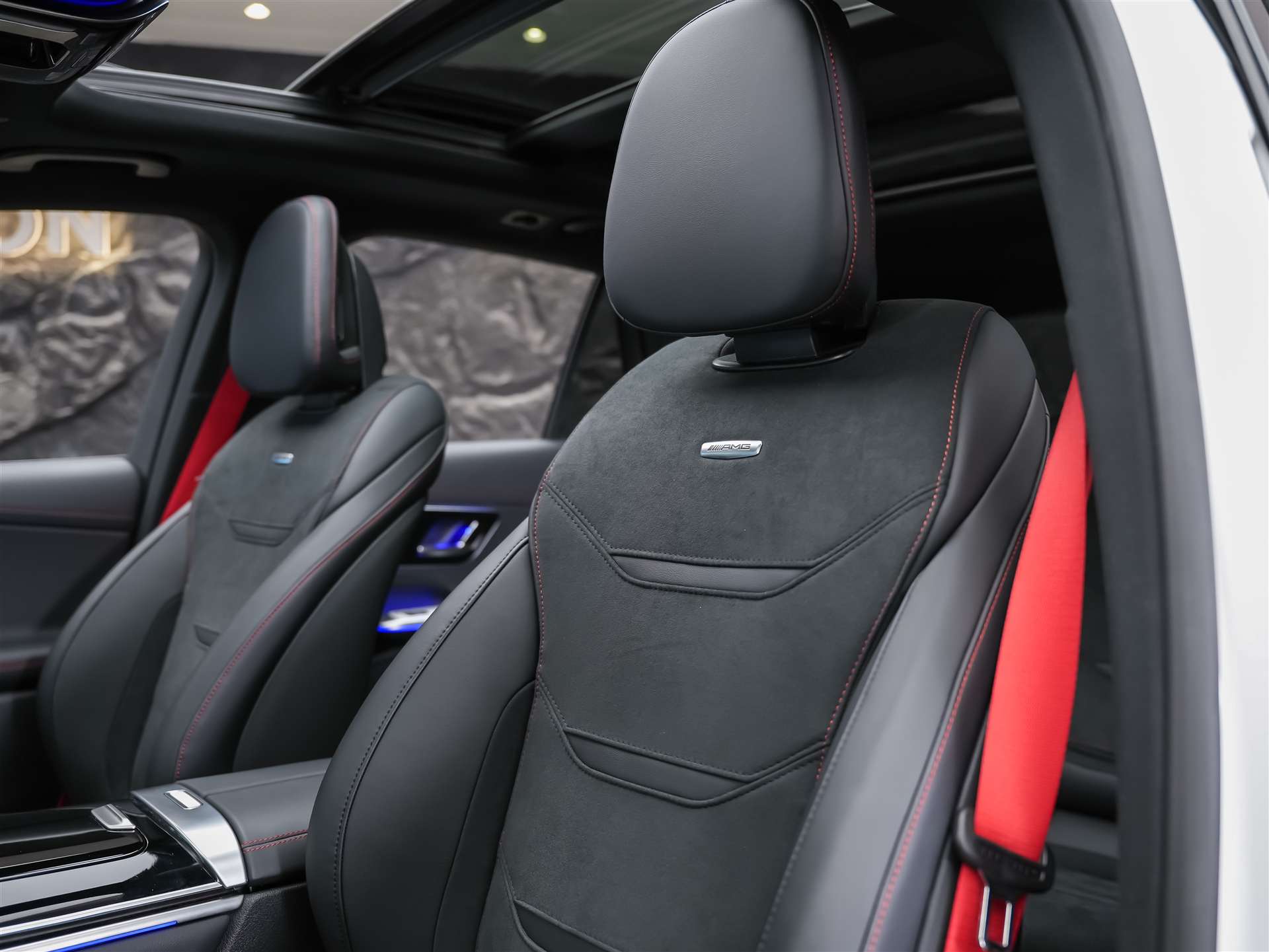 MERCEDES-BENZ GLC 43 AMG Executive Edition 4Matic 9G-Tronic *Head Up Display*Panorama*Abstandsregler*-image-10