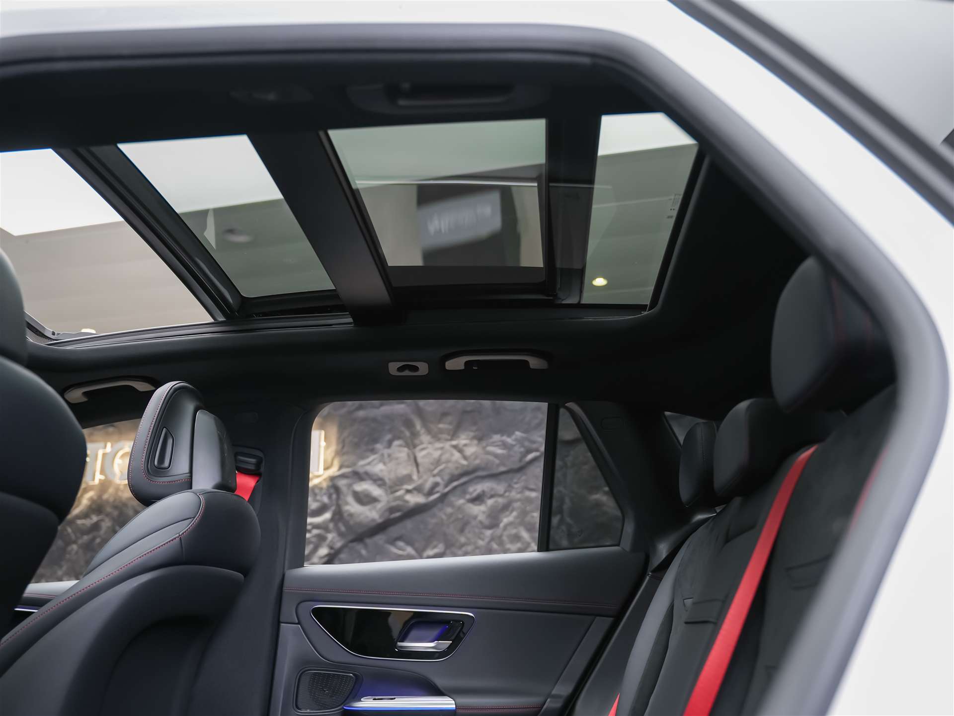 MERCEDES-BENZ GLC 43 AMG Executive Edition 4Matic 9G-Tronic *Head Up Display*Panorama*Abstandsregler*-image-13