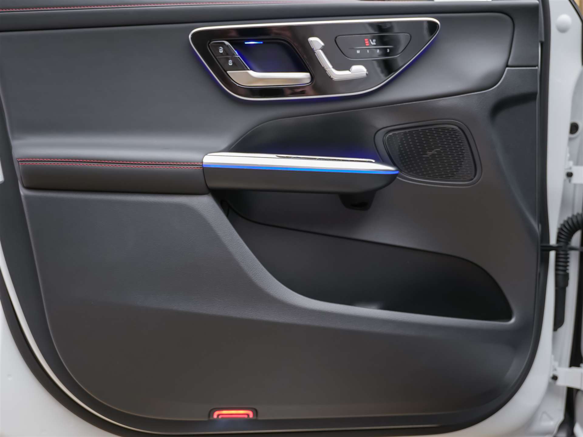 MERCEDES-BENZ GLC 43 AMG Executive Edition 4Matic 9G-Tronic *Head Up Display*Panorama*Abstandsregler*-image-24