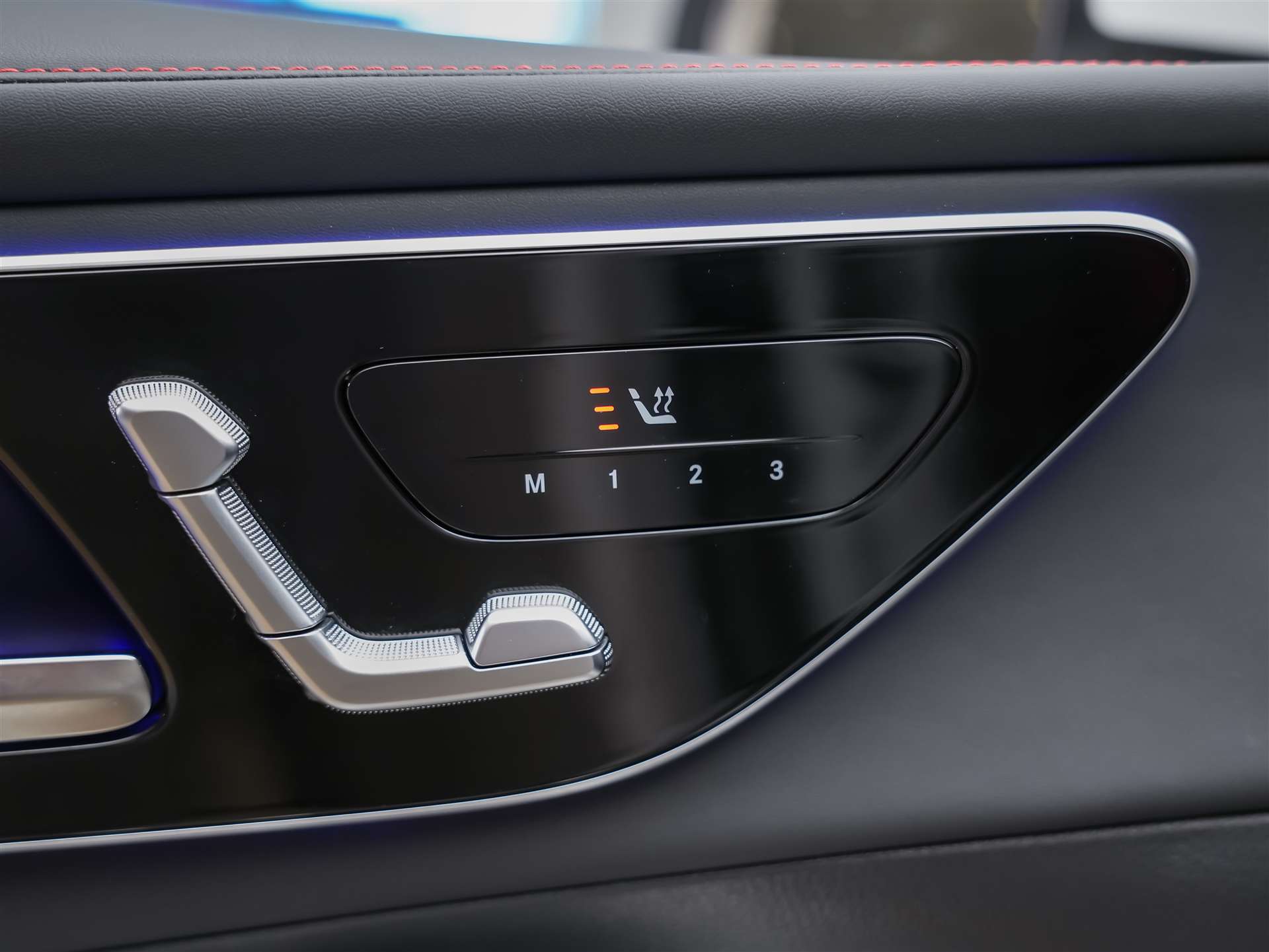 MERCEDES-BENZ GLC 43 AMG Executive Edition 4Matic 9G-Tronic *Head Up Display*Panorama*Abstandsregler*-image-25