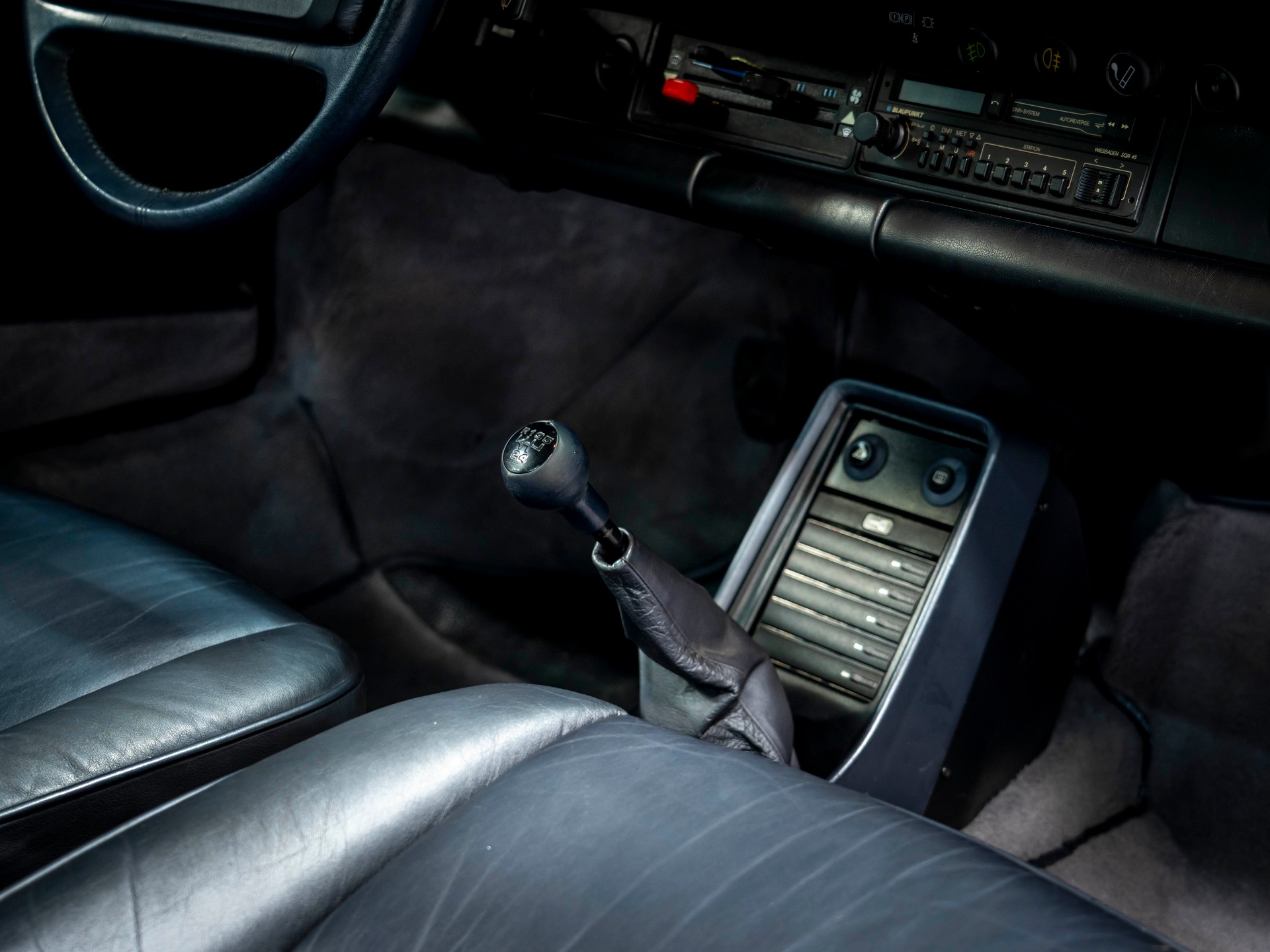 PORSCHE Carrera 3.2 Targa Jubileé 1 OF 165-image-26