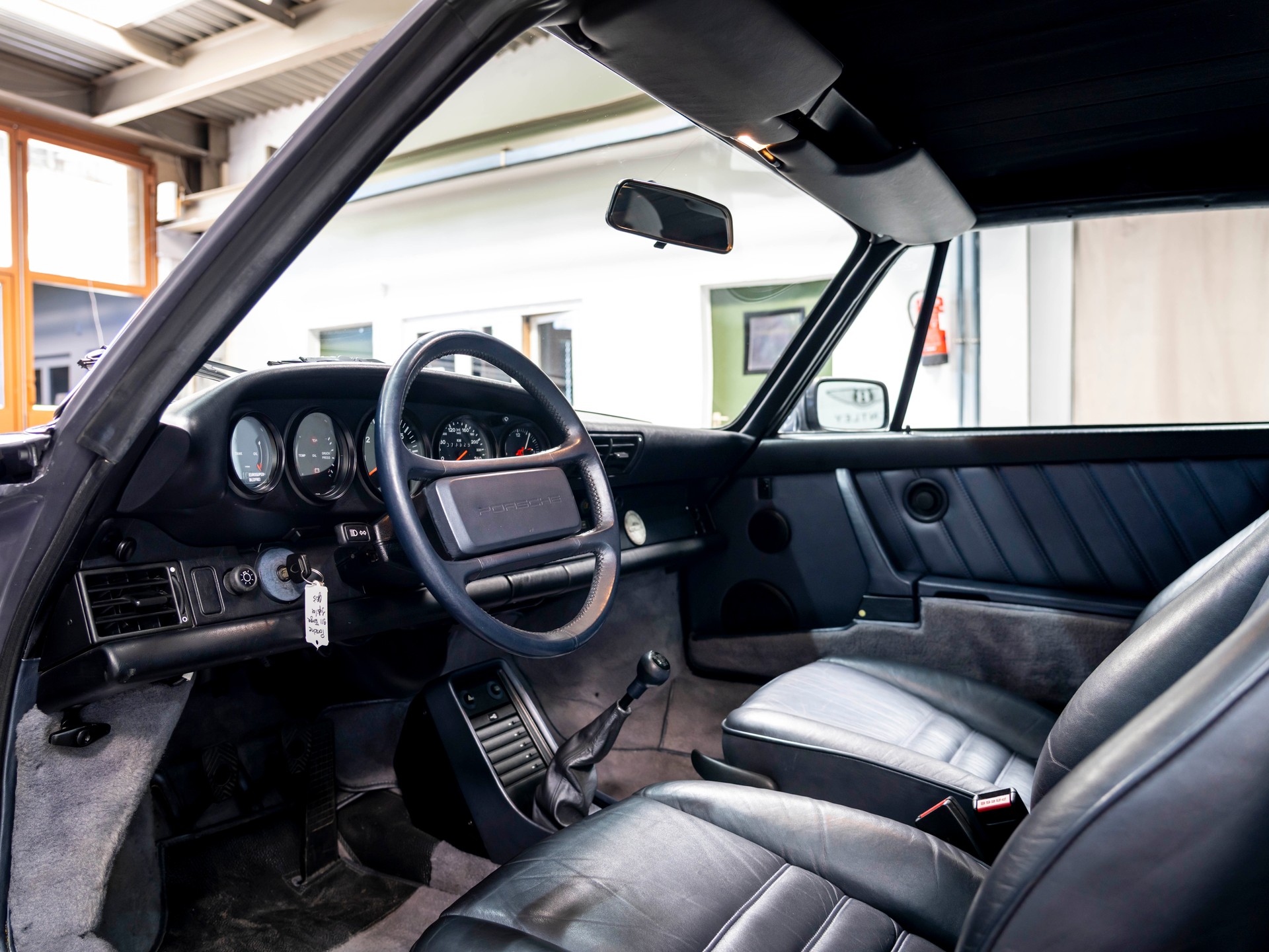 PORSCHE Carrera 3.2 Targa Jubileé 1 OF 165-image-22