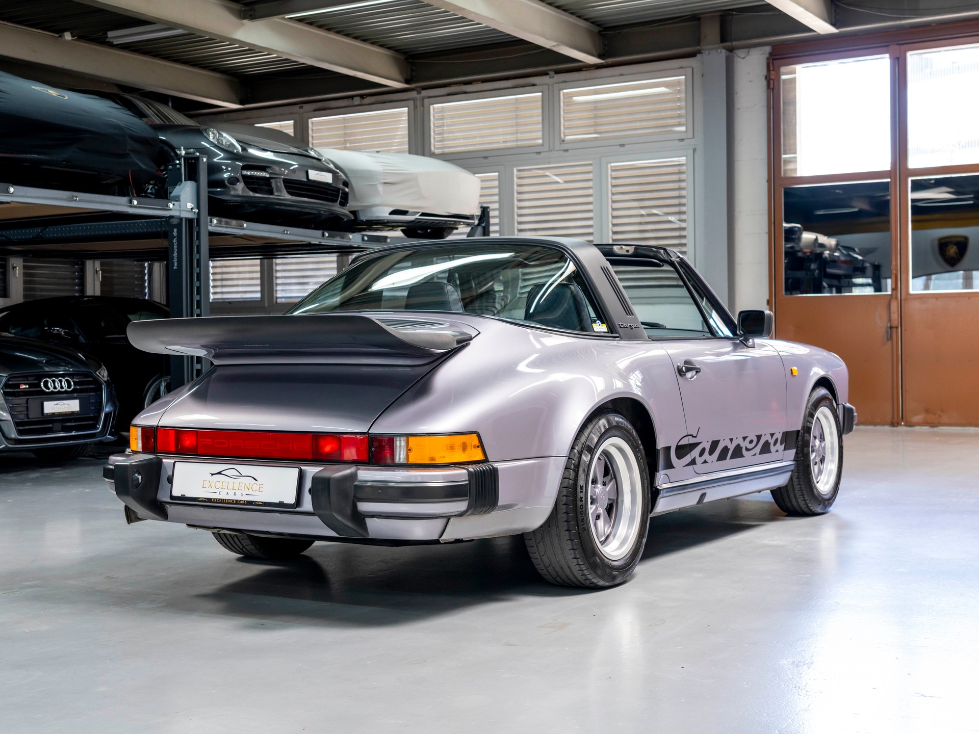 PORSCHE Carrera 3.2 Targa Jubileé 1 OF 165-image-8