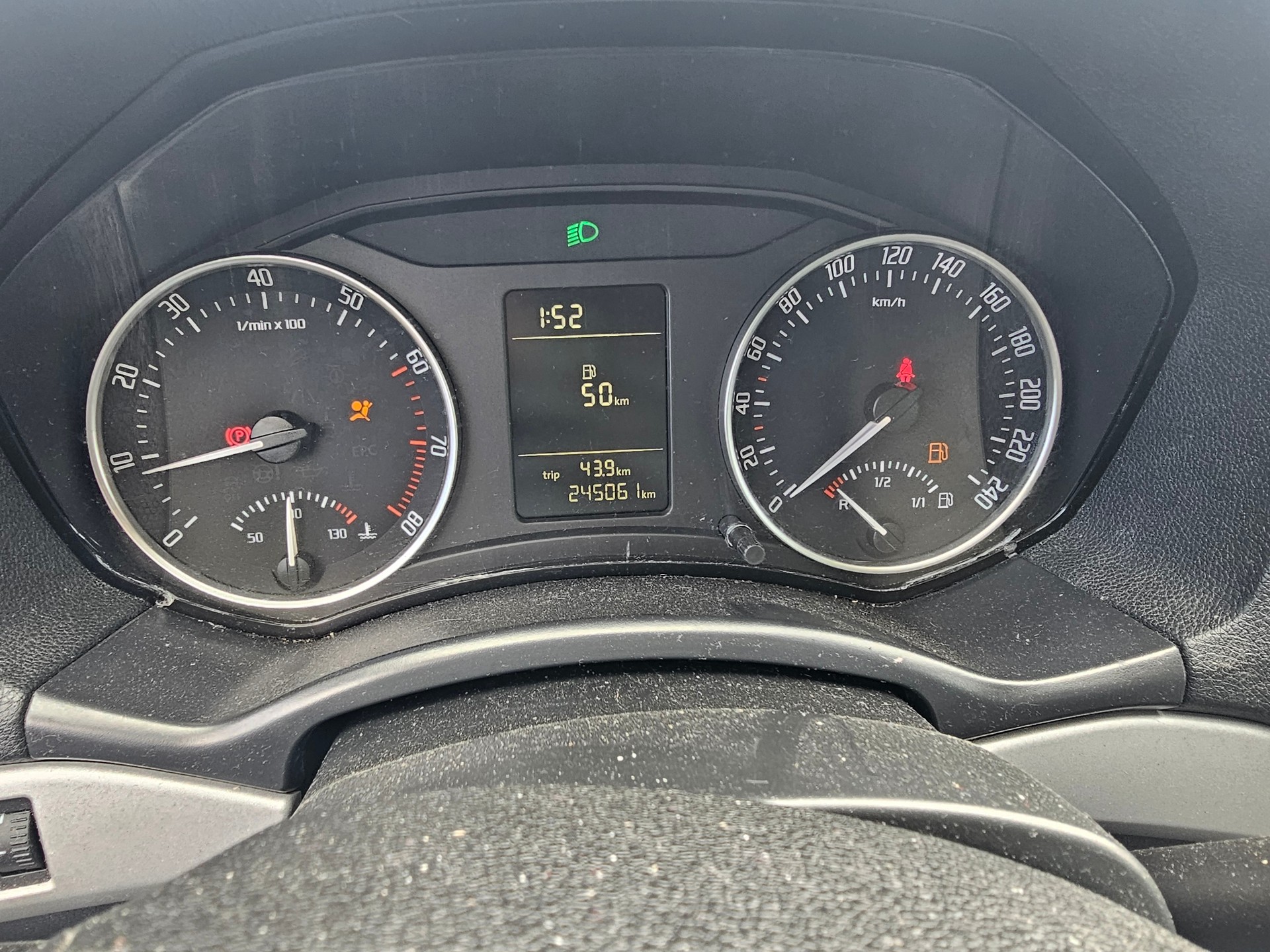 SKODA Octavia Combi 1.8 TSI AllDrive 4x4-image-12