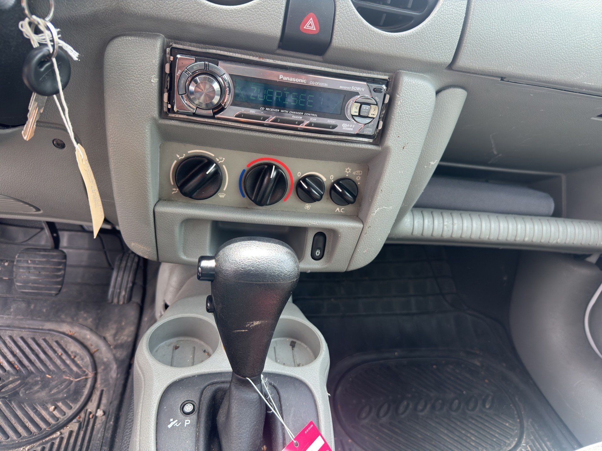 RENAULT Kangoo 1.6 16V A-image-11
