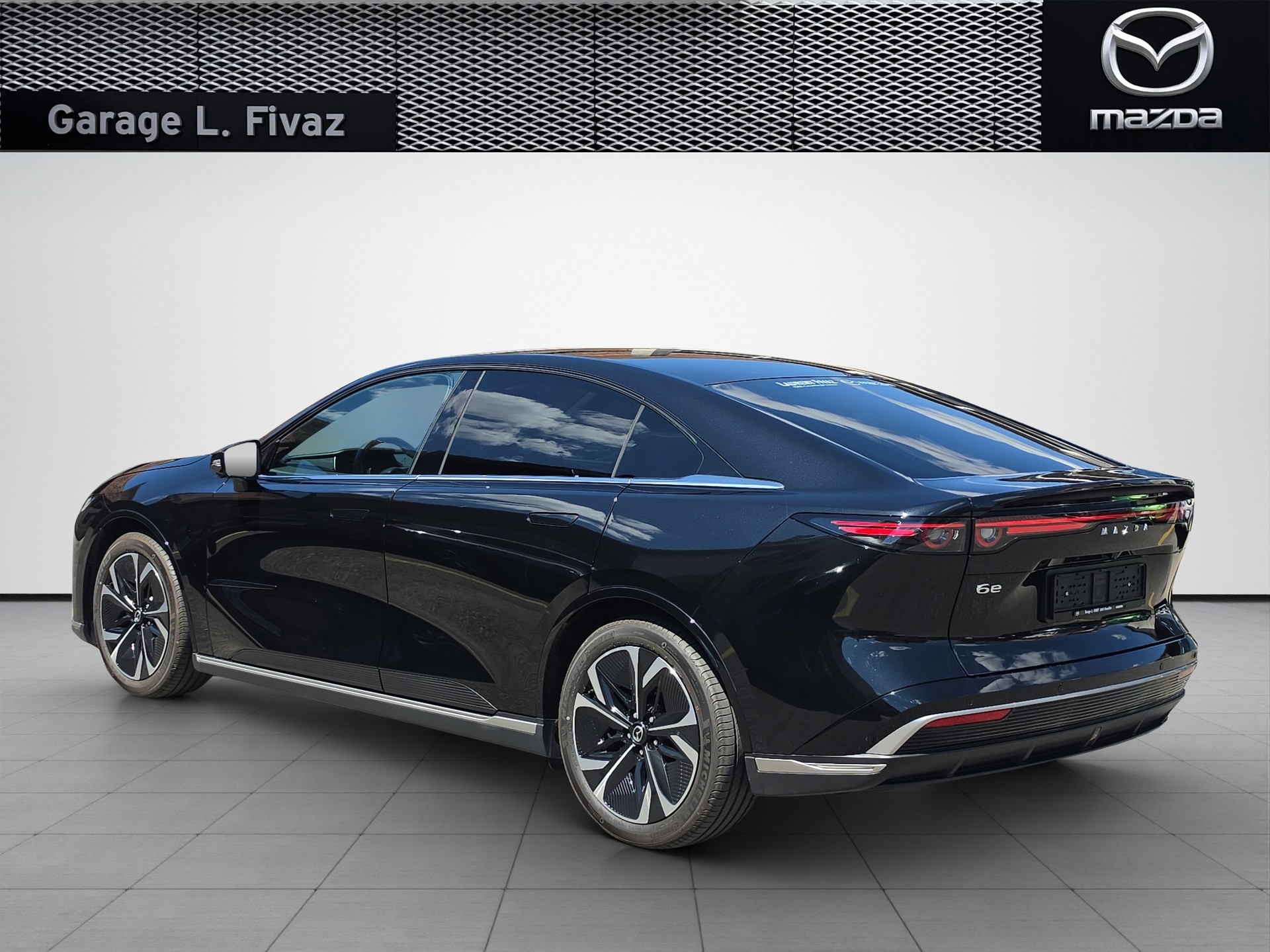 MAZDA 6e 245 80kWh Takumi-image-4