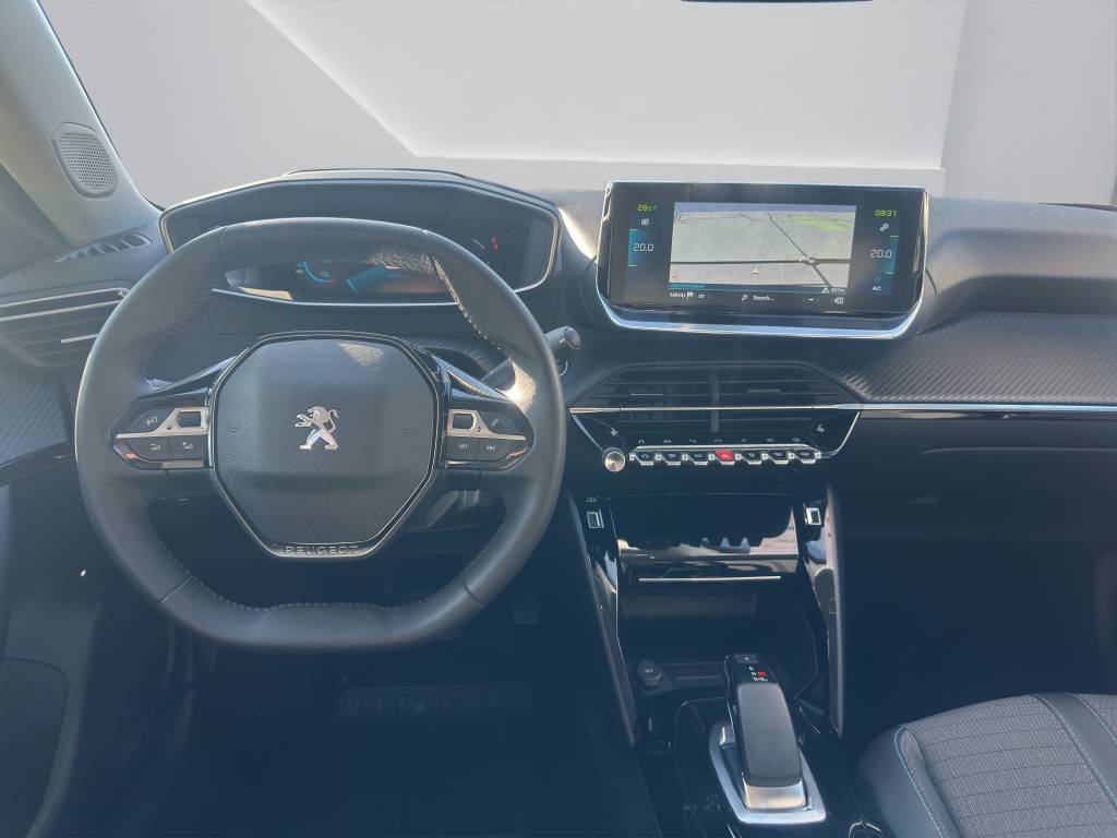 PEUGEOT 2008 e Allure Pack-image-5