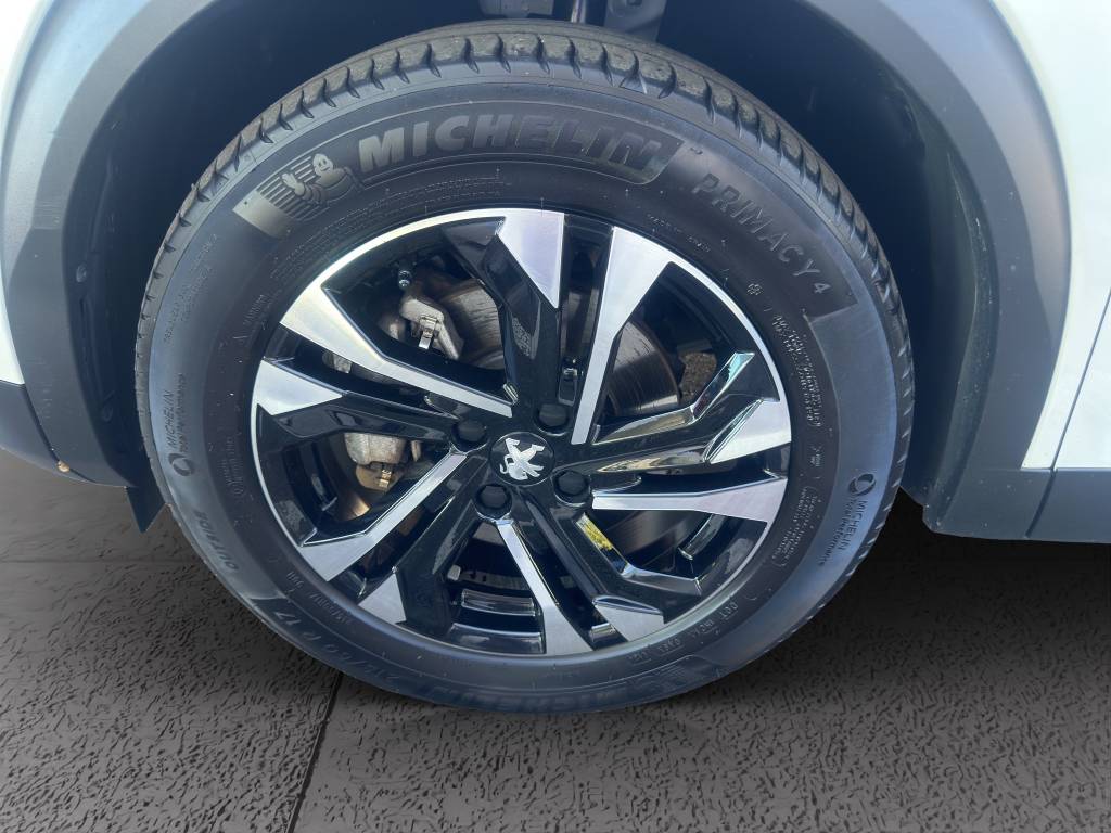 PEUGEOT 2008 e Allure Pack-image-14