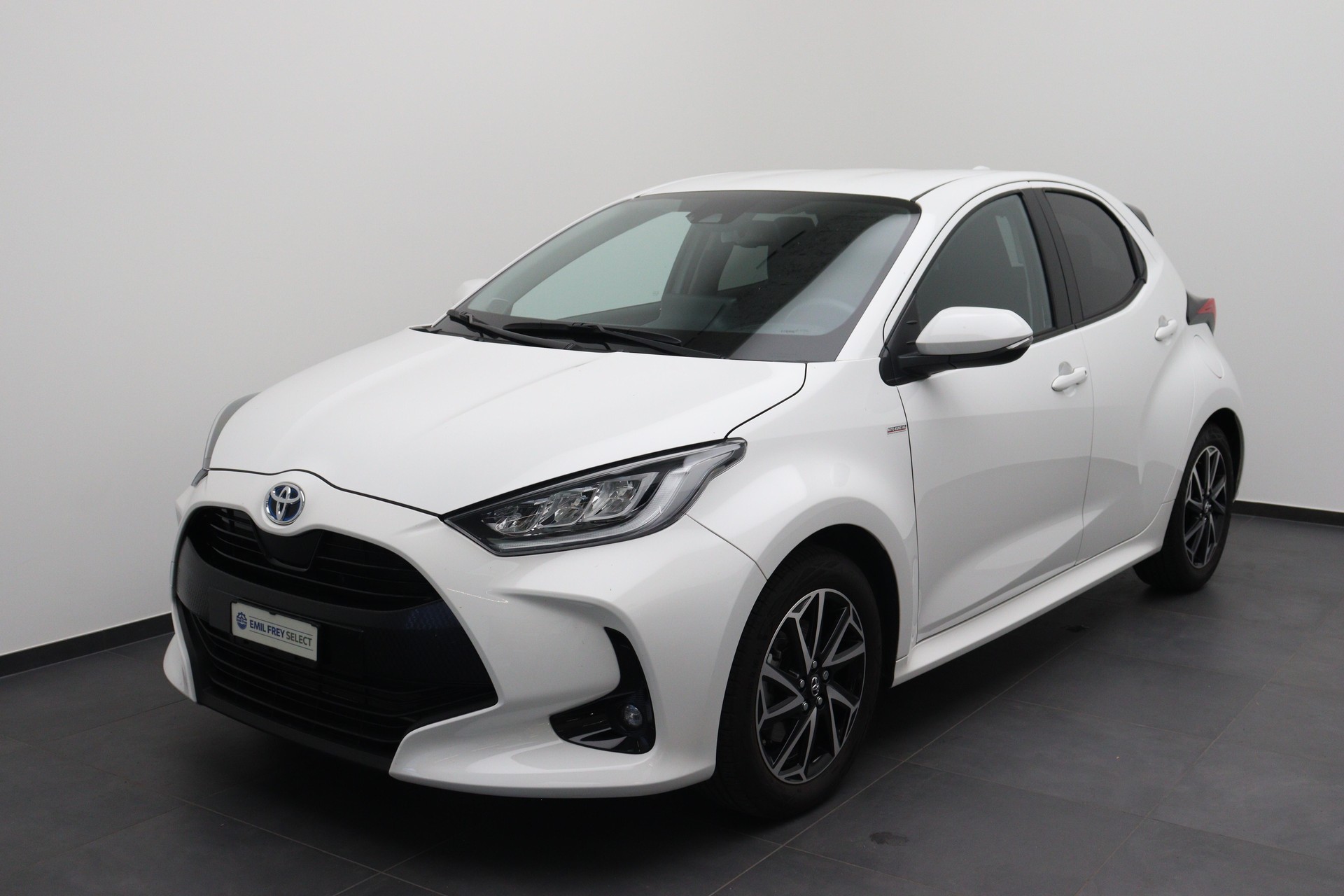 TOYOTA Yaris 1.5 VVT-i HSD