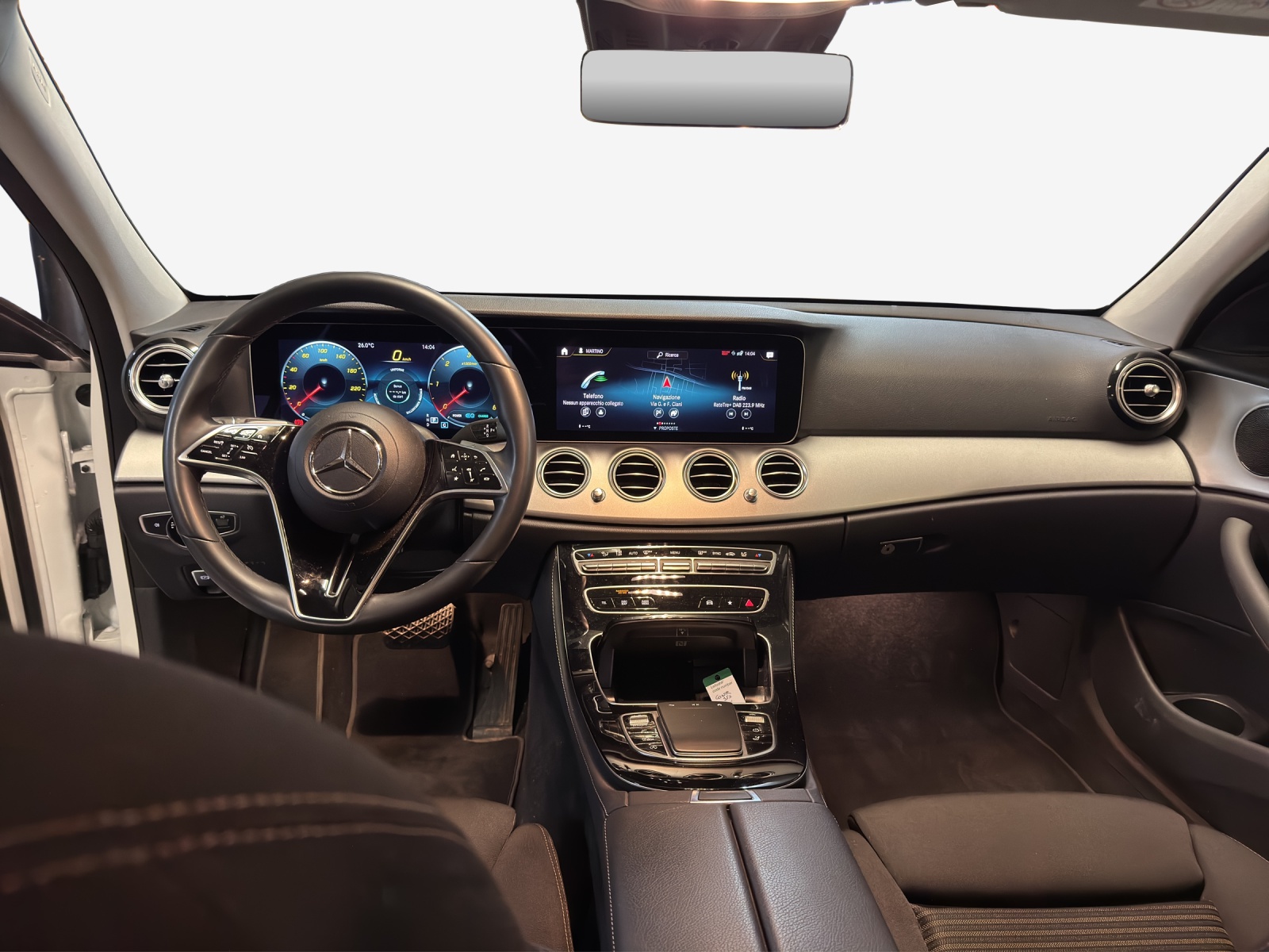MERCEDES-BENZ E 220 d T 4Matic Swiss Star 9G-Tronic-image-8