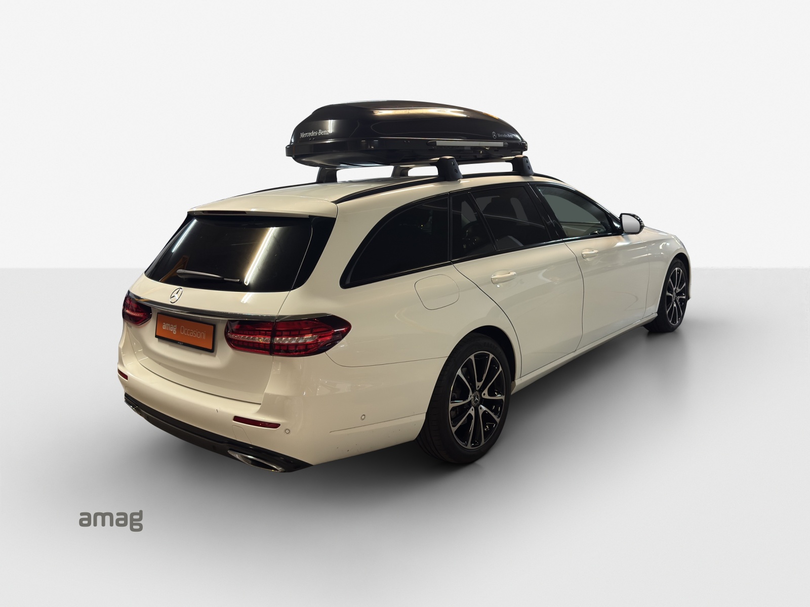 MERCEDES-BENZ E 220 d T 4Matic Swiss Star 9G-Tronic-image-4