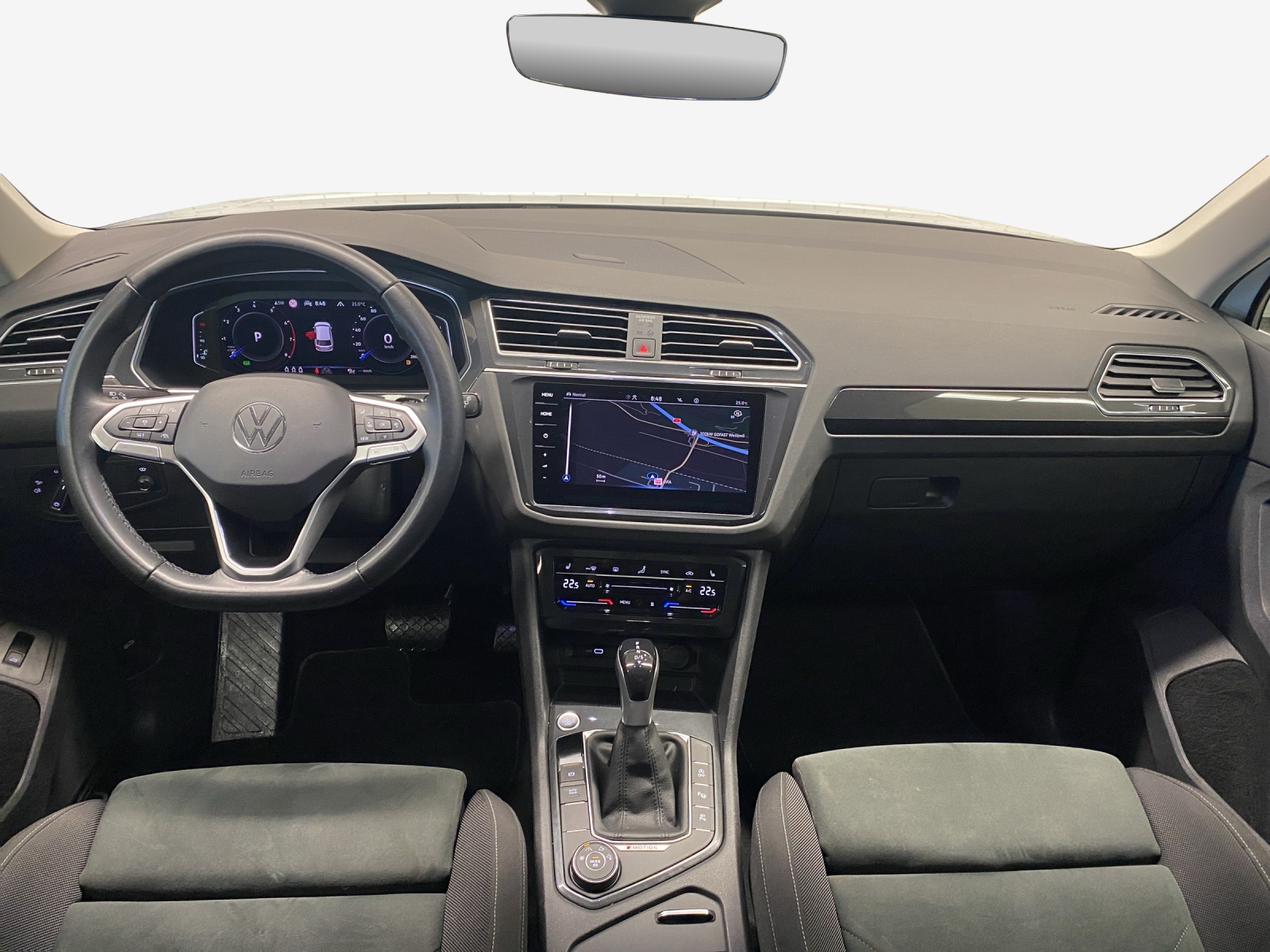 VW Tiguan 2.0TSI Elegance 4Motion DSG-image-8