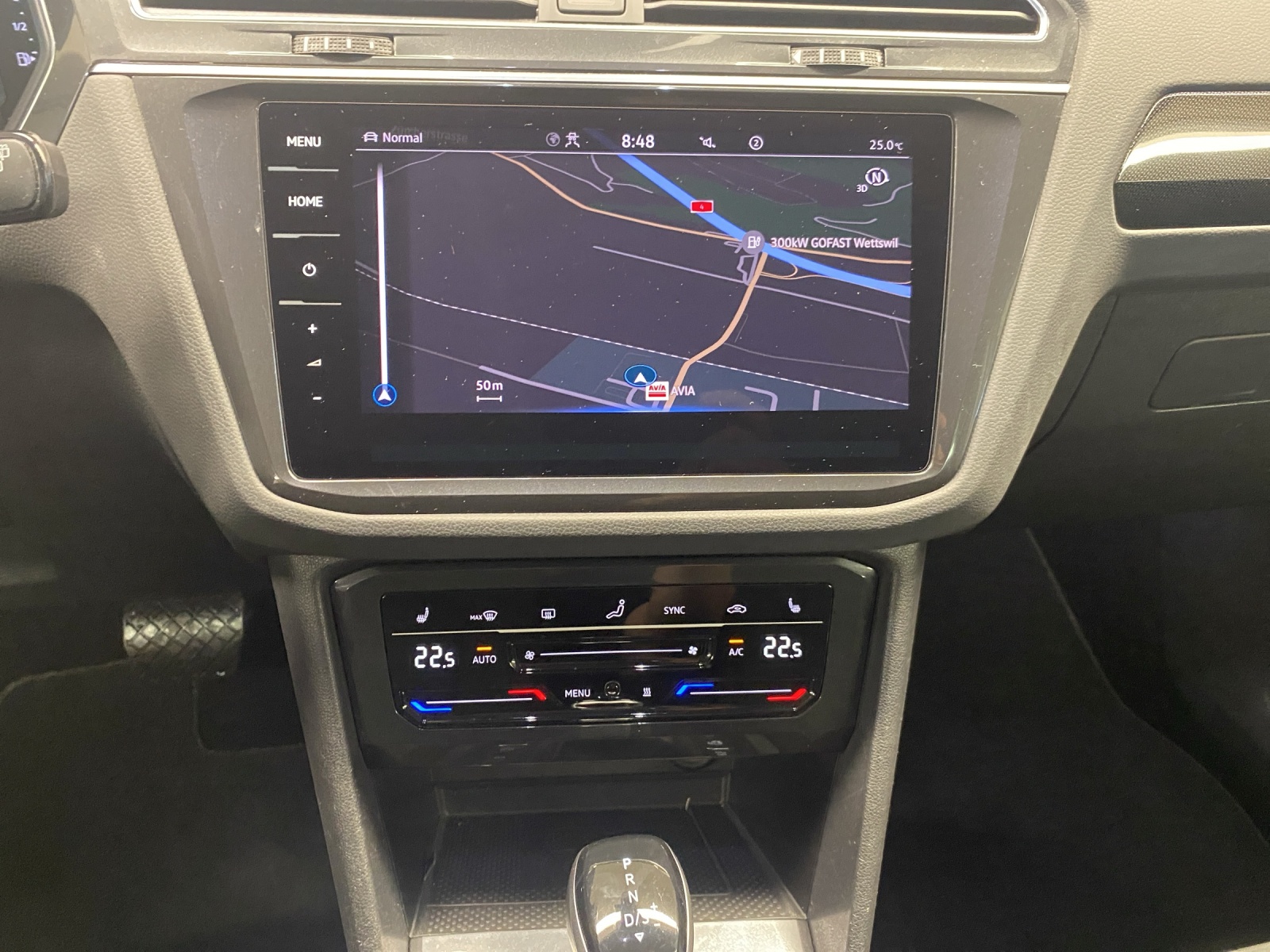 VW Tiguan 2.0TSI Elegance 4Motion DSG-image-10