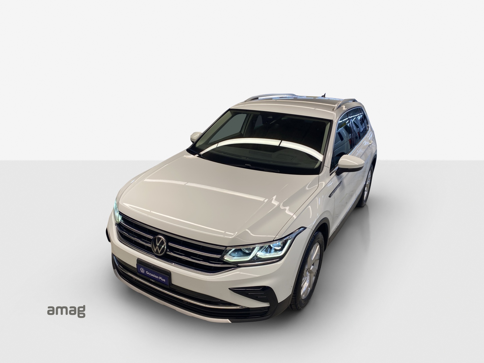 VW Tiguan 2.0TSI Elegance 4Motion DSG-image-15