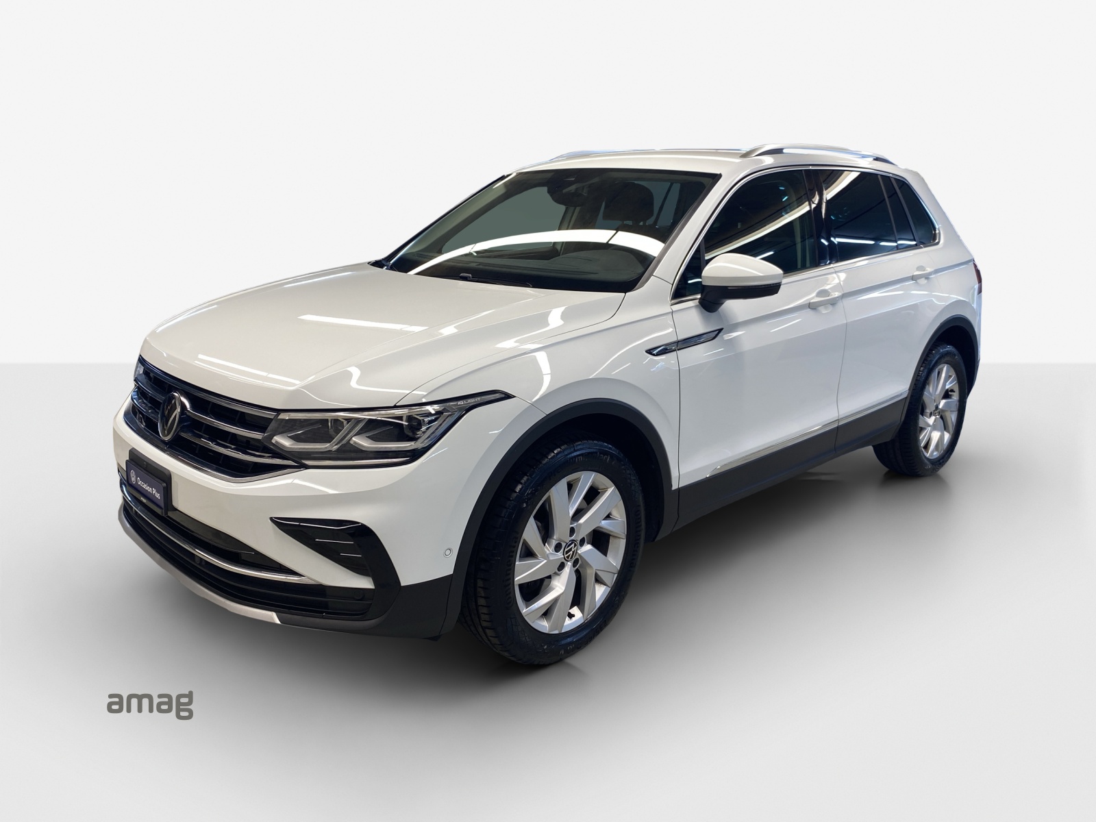 VW Tiguan 2.0TSI Elegance 4Motion DSG-image-0