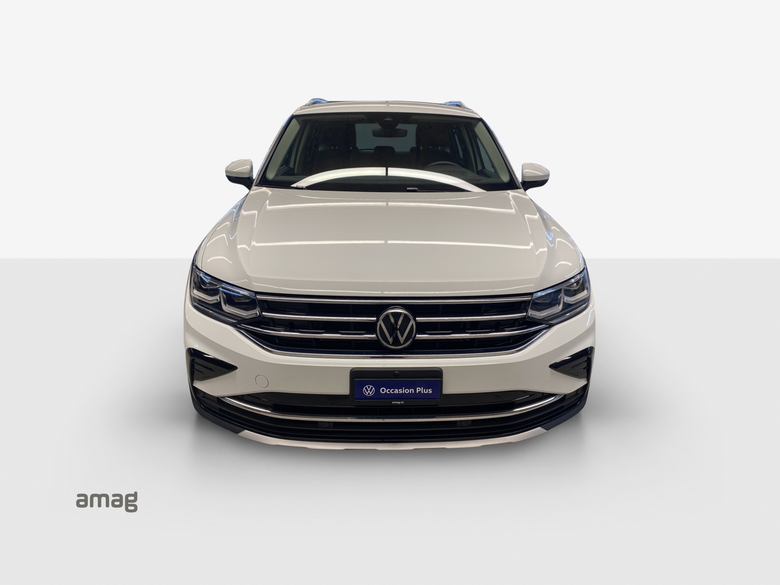 VW Tiguan 2.0TSI Elegance 4Motion DSG-image-6