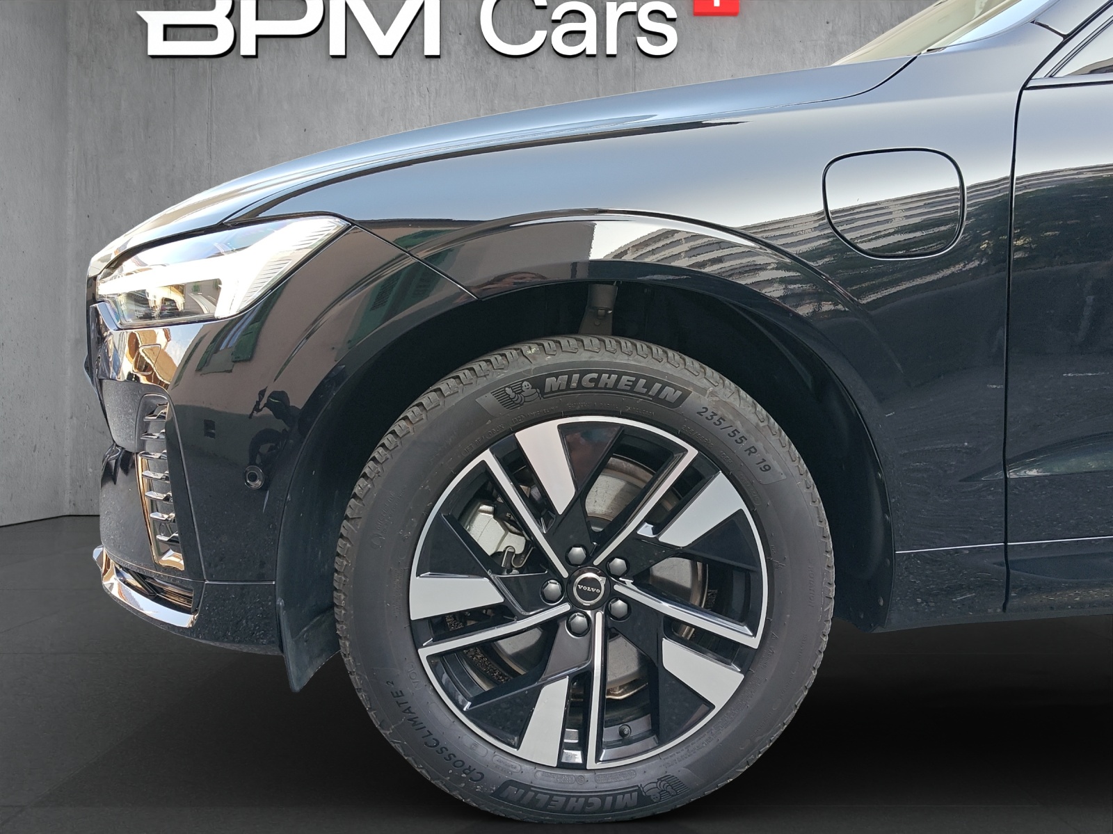 VOLVO XC60 T8 eAWD PluginHybrid Plus Dark Geartronic-image-6