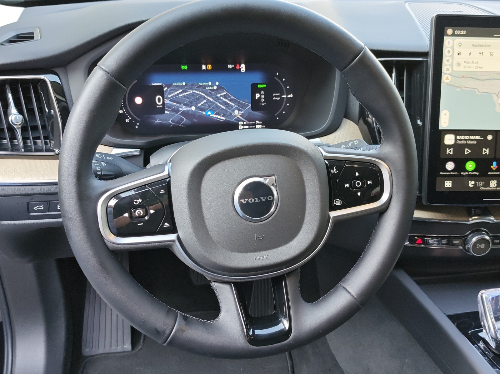 VOLVO XC60 T8 eAWD PluginHybrid Plus Dark Geartronic-image-9