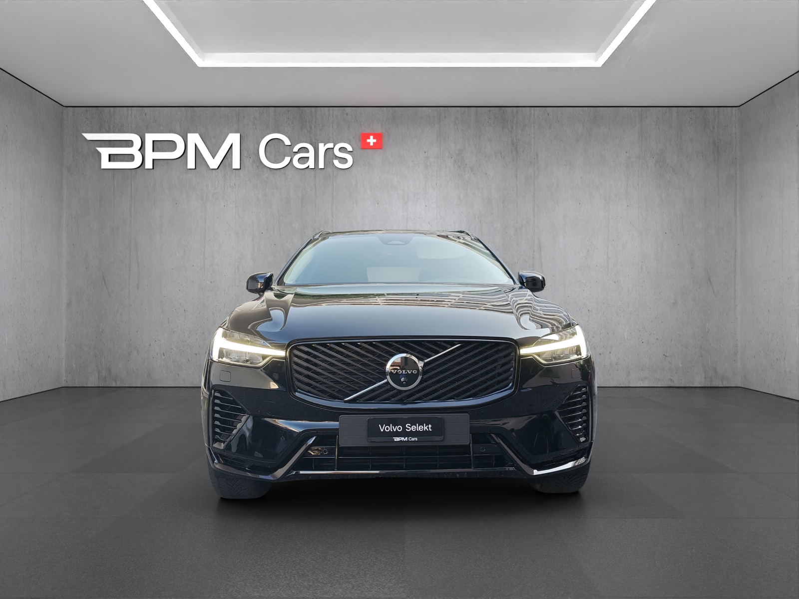 VOLVO XC60 T8 eAWD PluginHybrid Plus Dark Geartronic-showroom-element-1