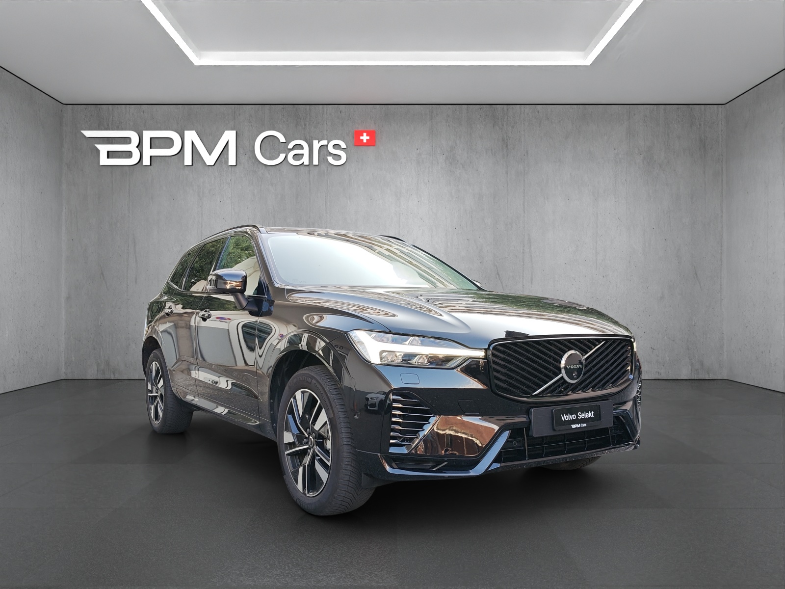 VOLVO XC60 T8 eAWD PluginHybrid Plus Dark Geartronic-image-5