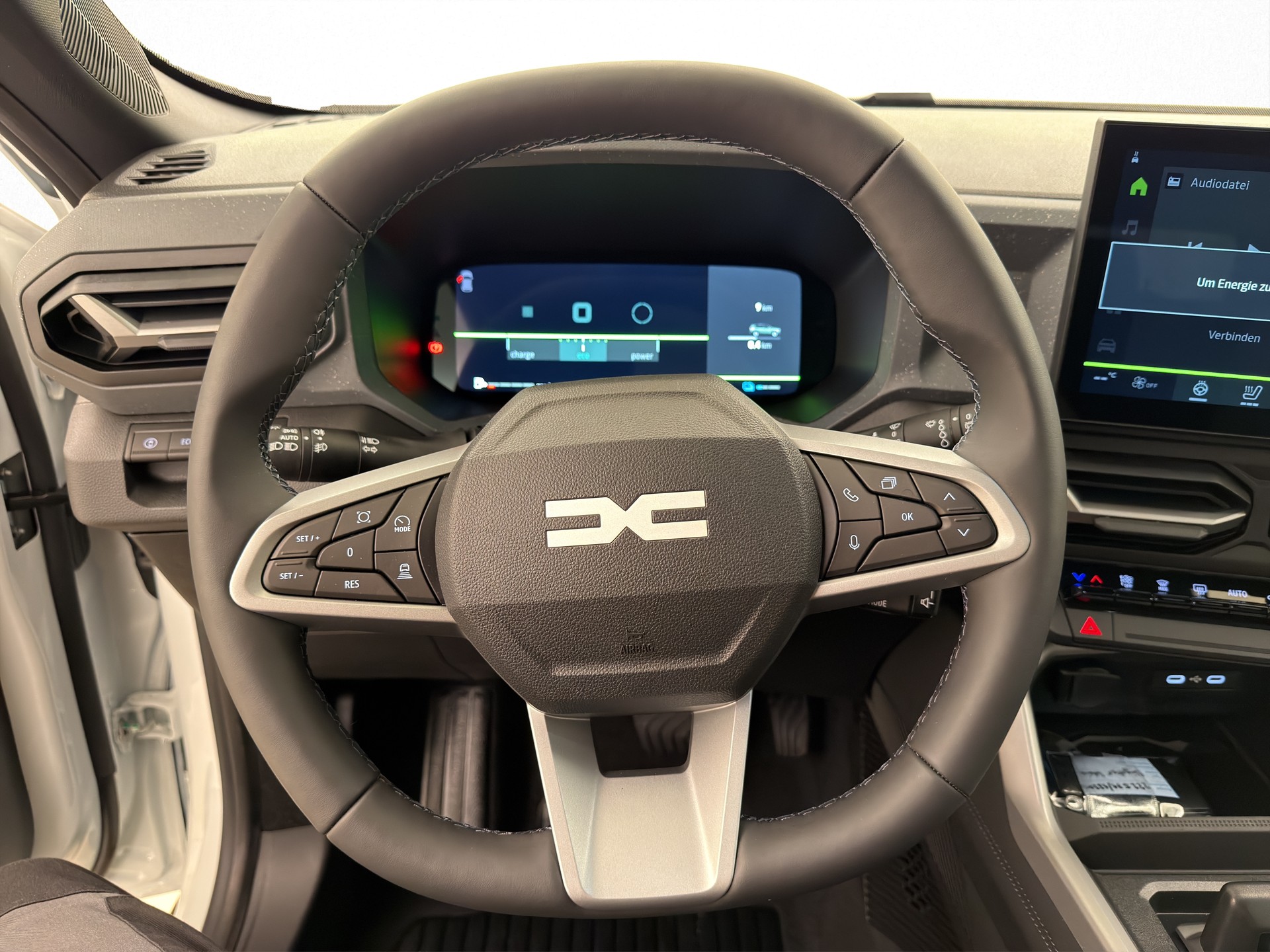 DACIA Bigster 1.8 Hybrid Journey-image-7