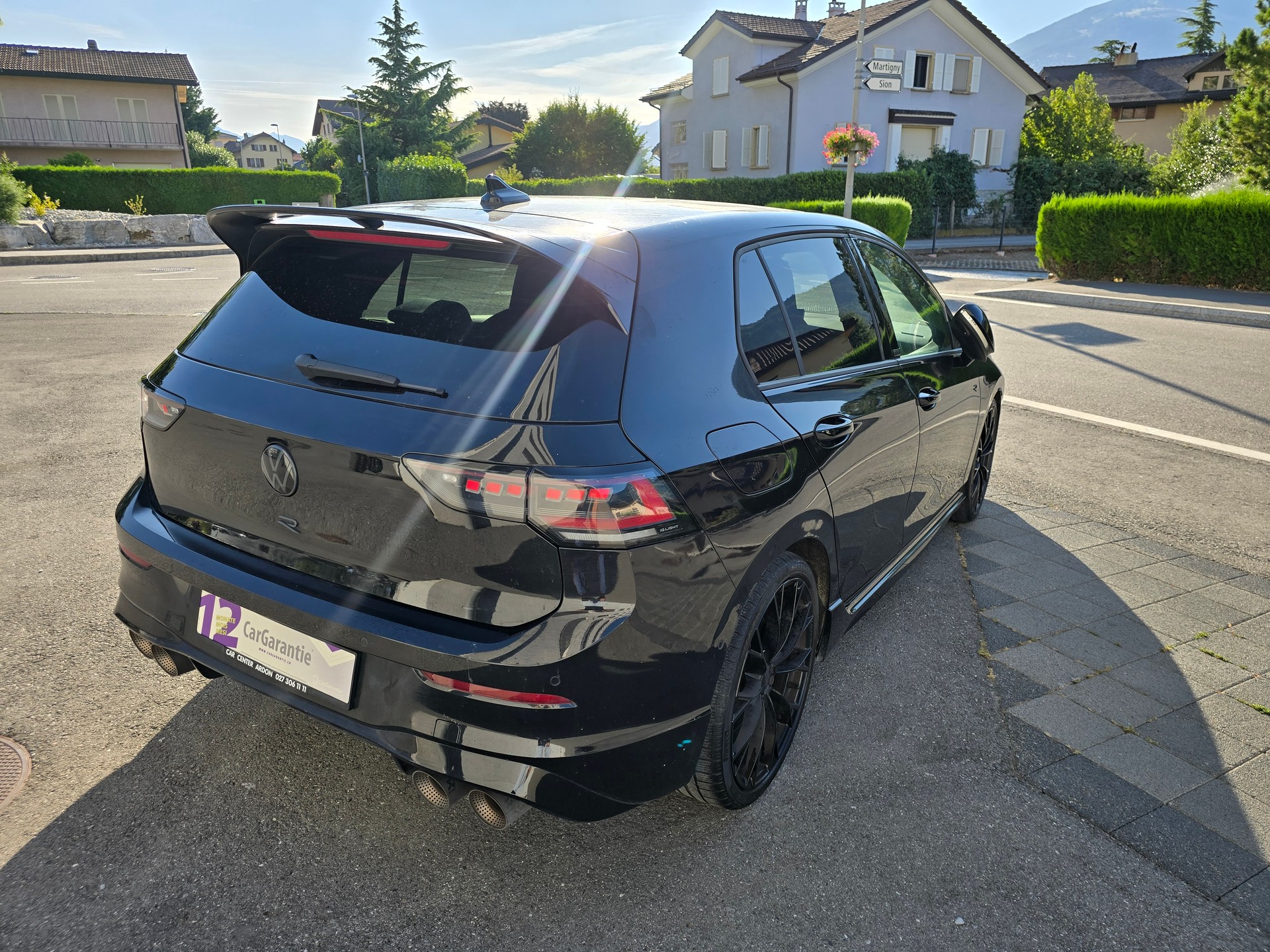 VW Golf 2.0 TSI R Black Edition DSG 4 Motion-image-5