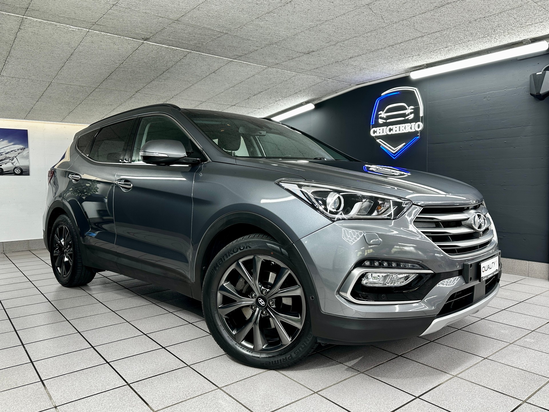HYUNDAI Santa Fe 2.2 CRDI Vertex 4WD Automatic 7-Plätzer-image-0