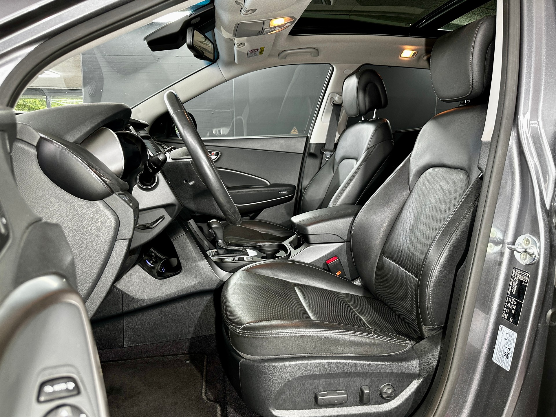 HYUNDAI Santa Fe 2.2 CRDI Vertex 4WD Automatic 7-Plätzer-image-14