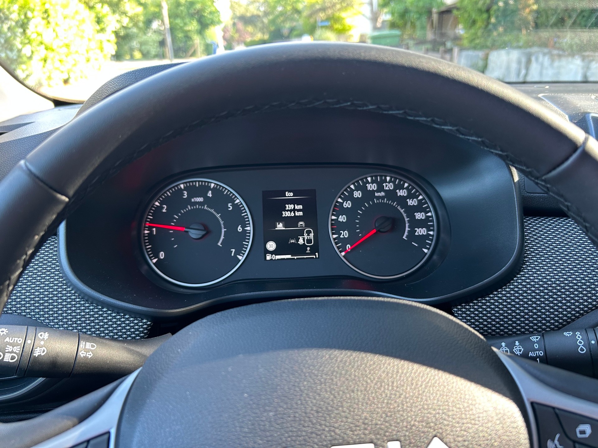 DACIA 1.0 TCe Expression-image-5