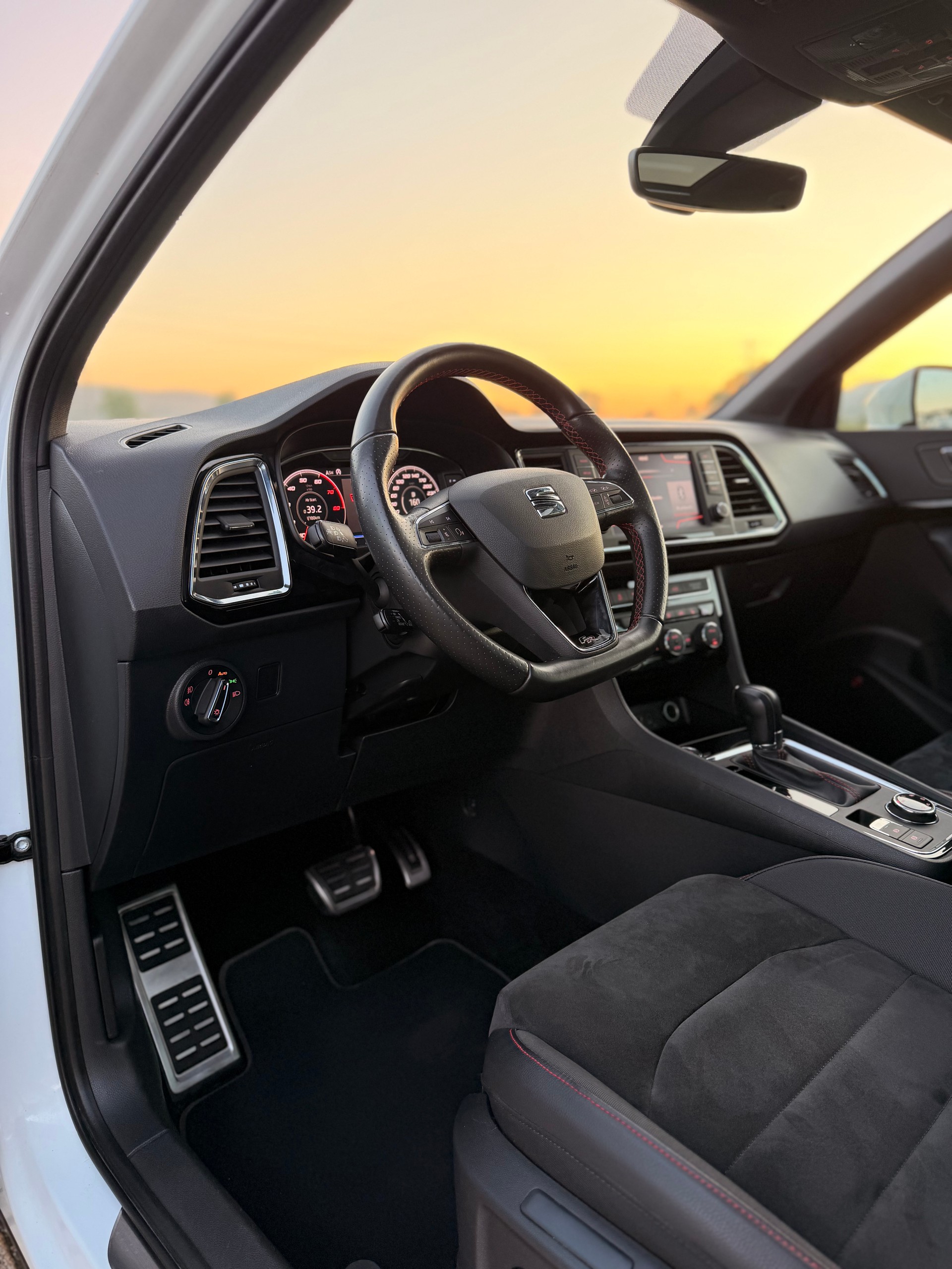 SEAT Ateca 2.0 TSI FR 4Drive DSG-image-18