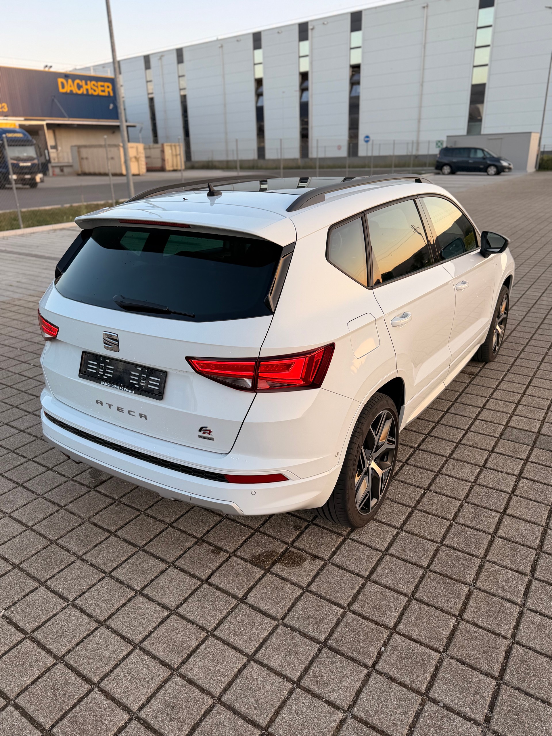 SEAT Ateca 2.0 TSI FR 4Drive DSG-image-9