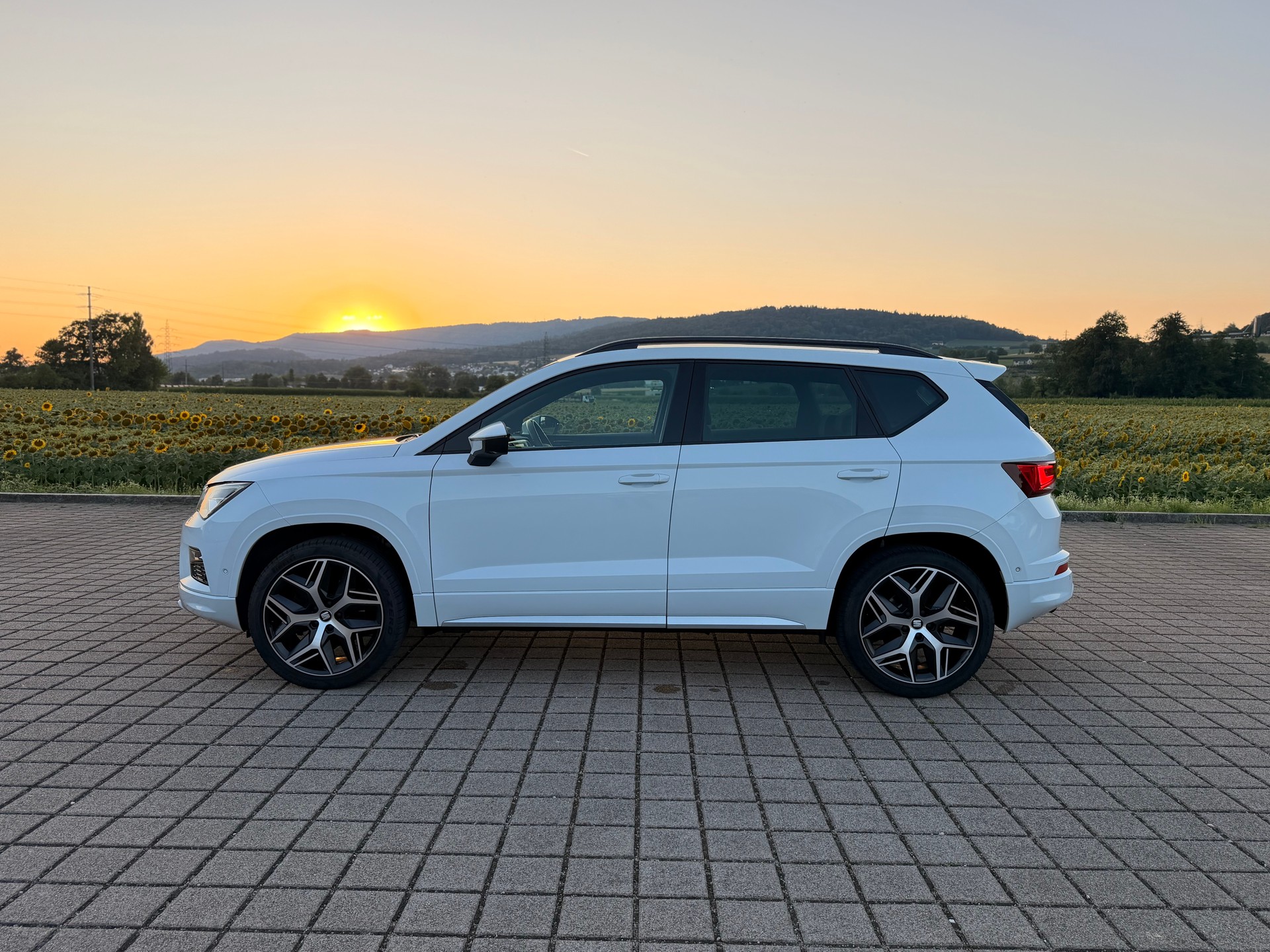 SEAT Ateca 2.0 TSI FR 4Drive DSG-image-15