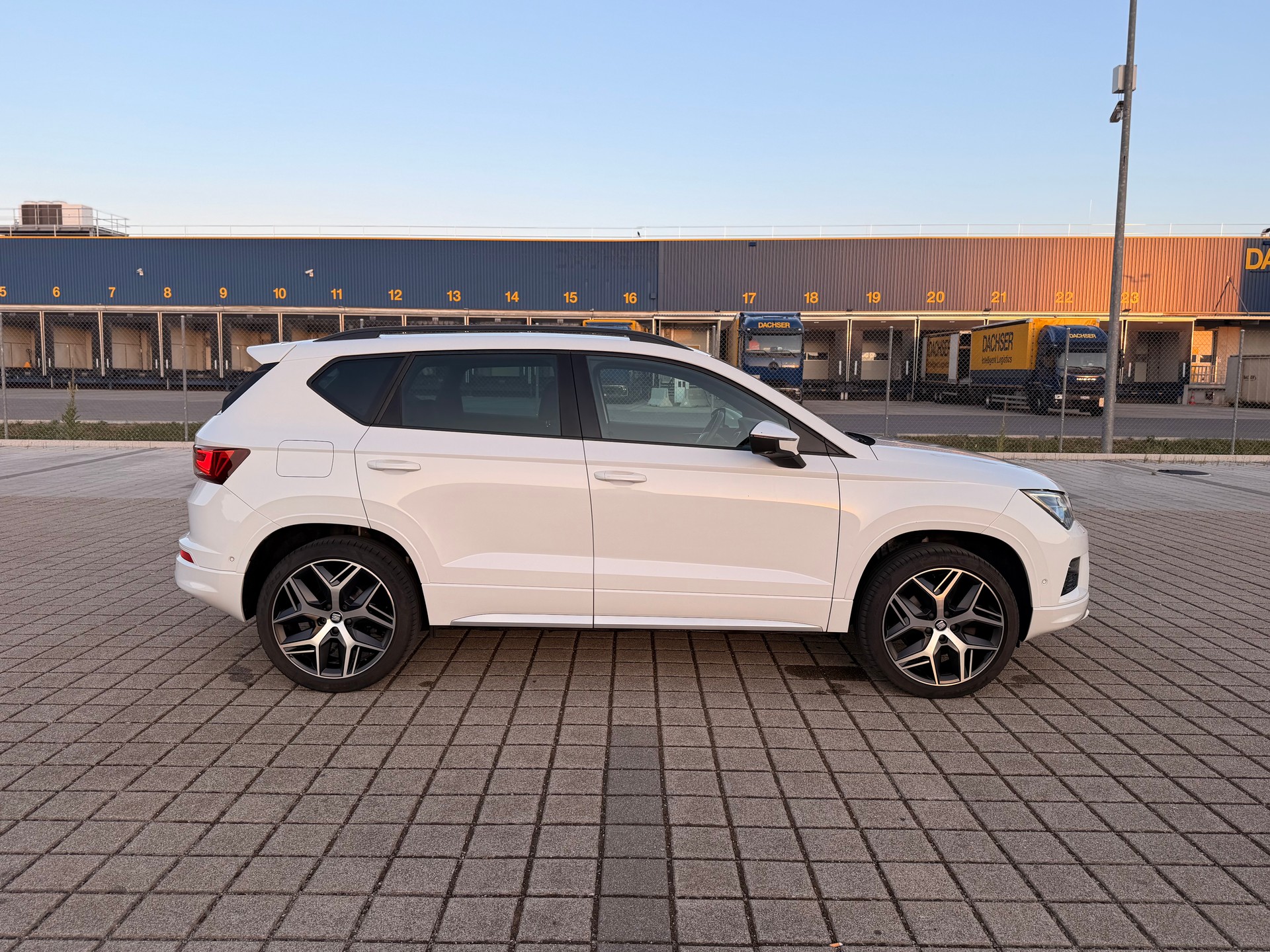 SEAT Ateca 2.0 TSI FR 4Drive DSG-image-7