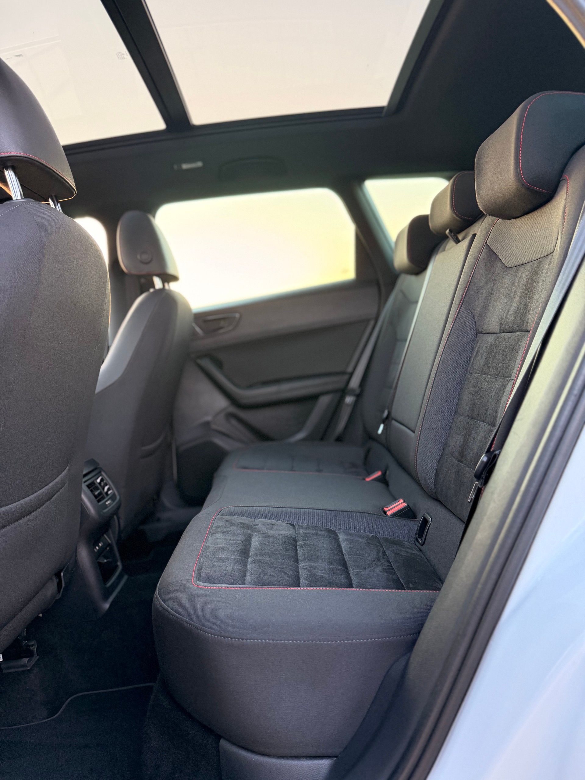 SEAT Ateca 2.0 TSI FR 4Drive DSG-image-30