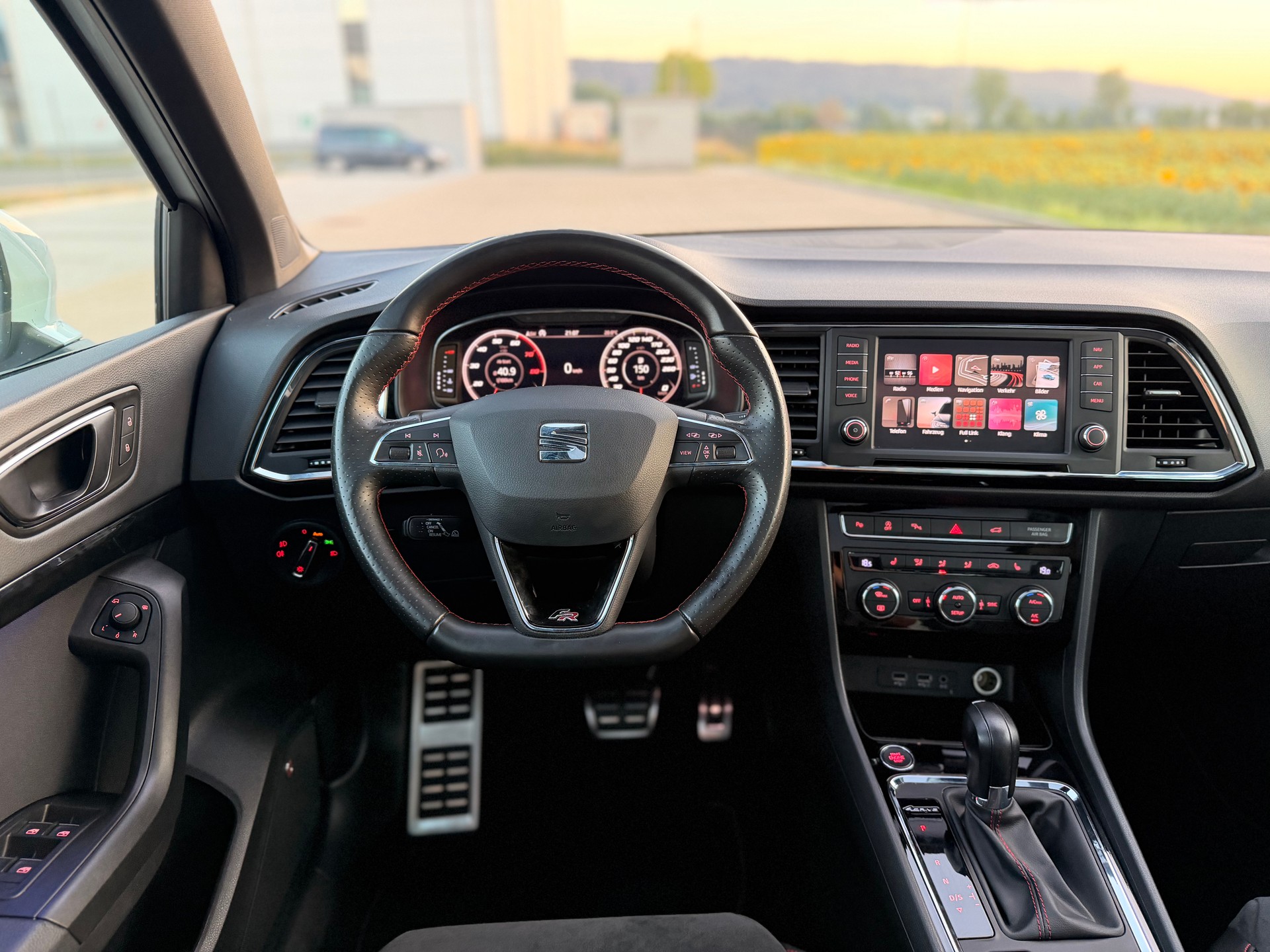 SEAT Ateca 2.0 TSI FR 4Drive DSG-image-17