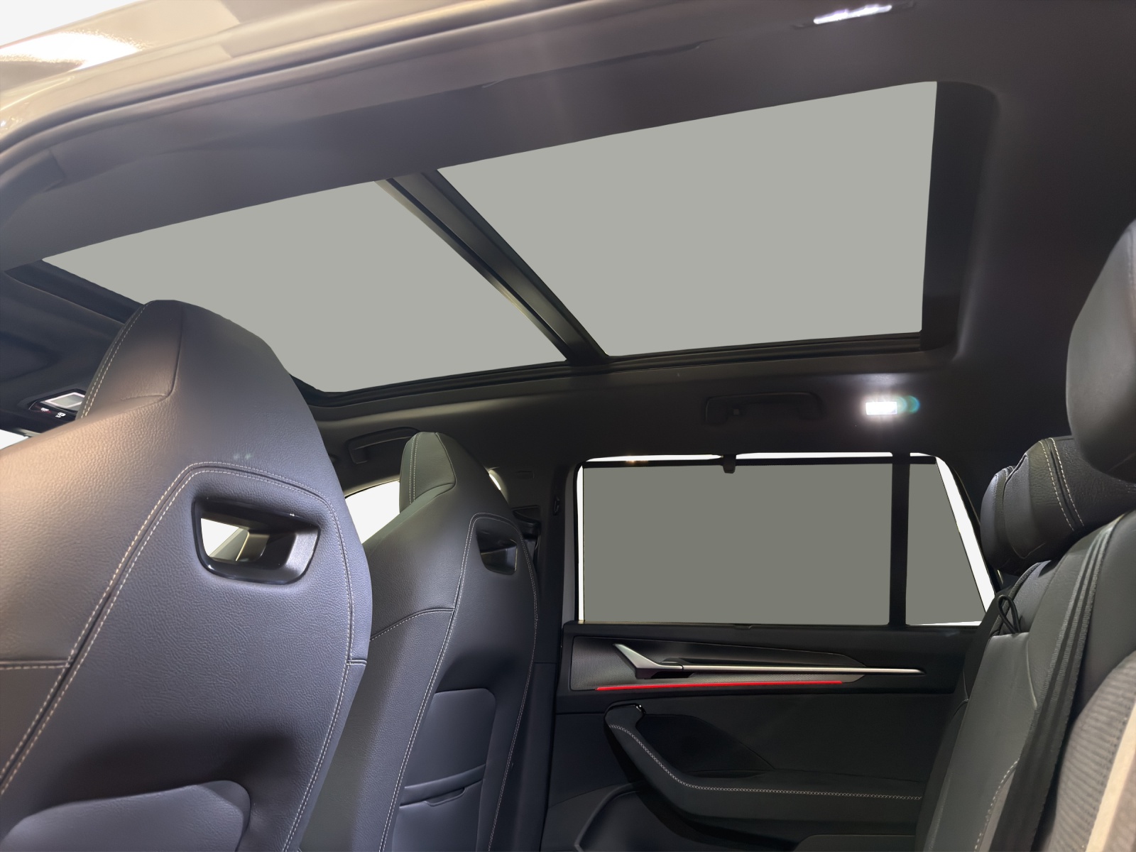 SKODA Kodiaq 2.0 TSI Sportline 4x4-image-14