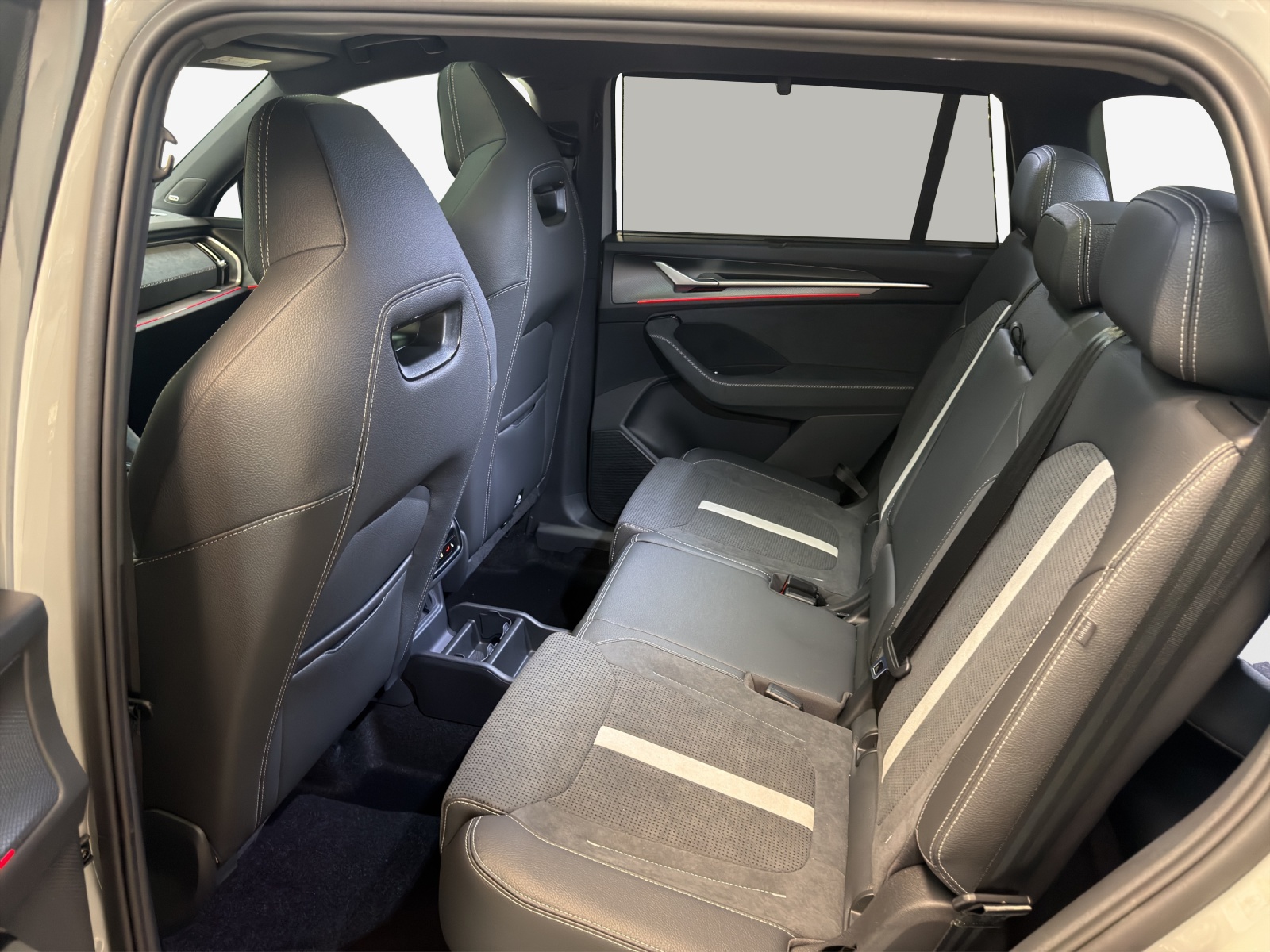 SKODA Kodiaq 2.0 TSI Sportline 4x4-image-11
