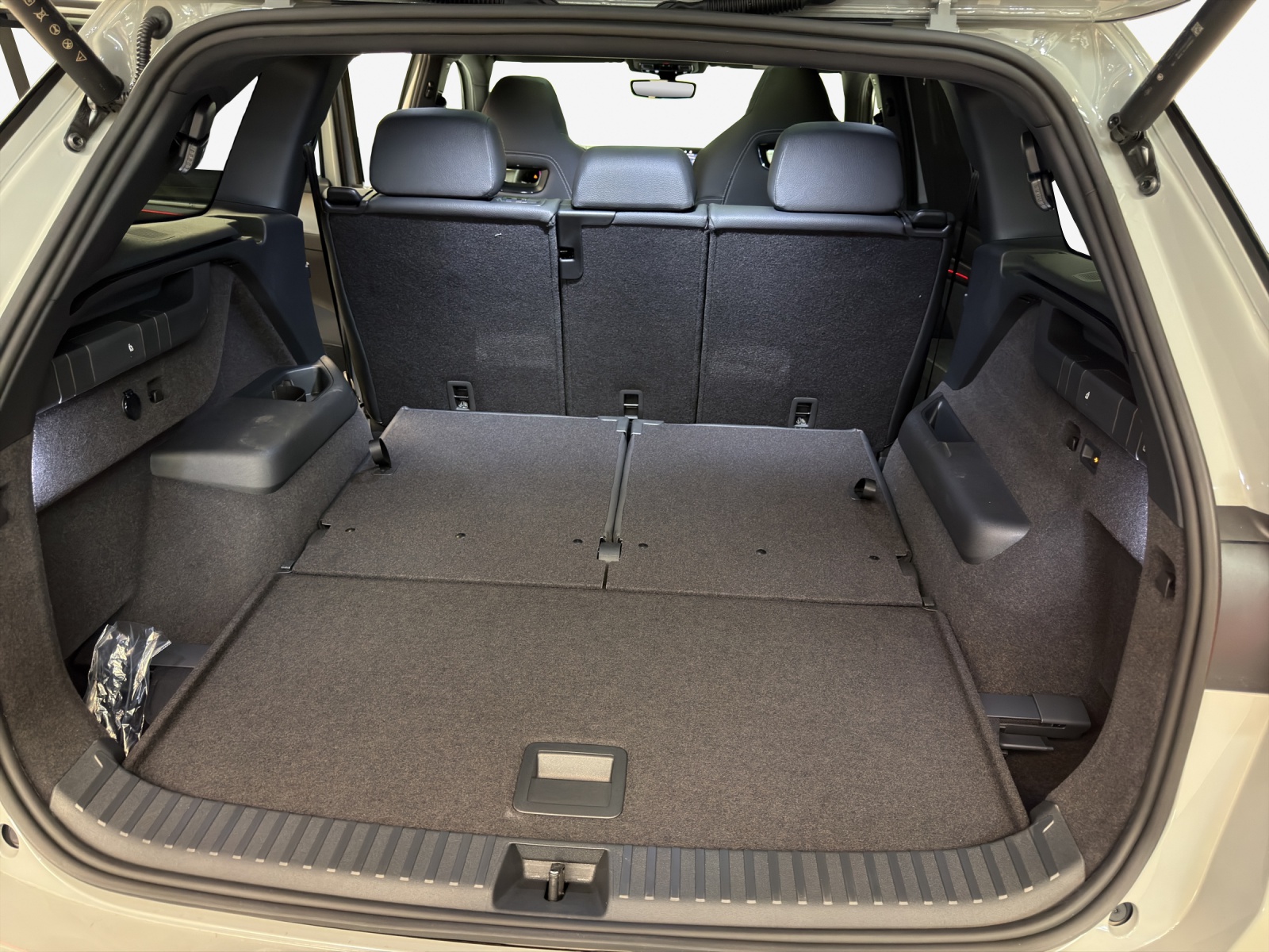 SKODA Kodiaq 2.0 TSI Sportline 4x4-image-13