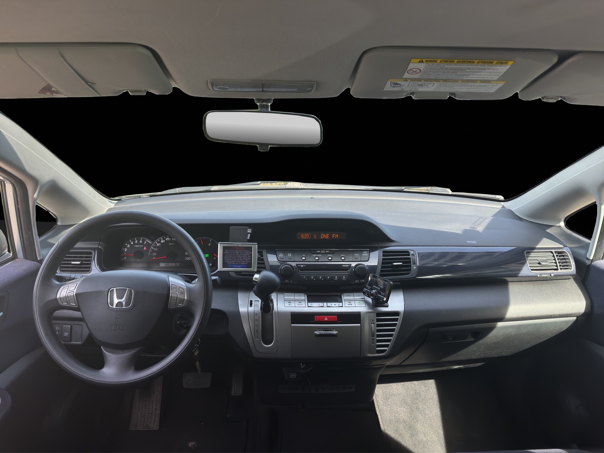 HONDA FR-V 1.8i Swiss Automatic-image-10