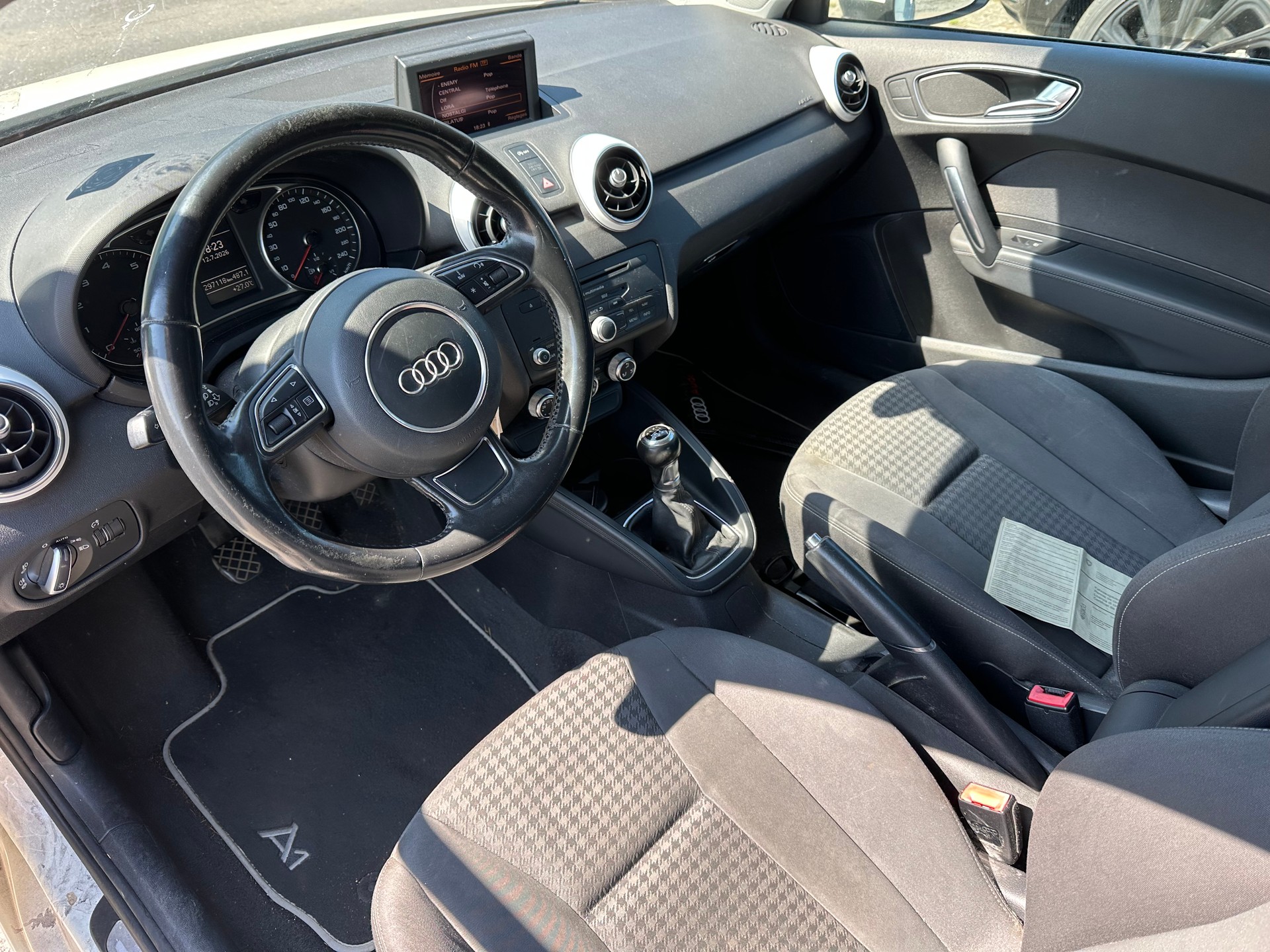 AUDI A1 1.2 TFSI Ambition Young-image-1